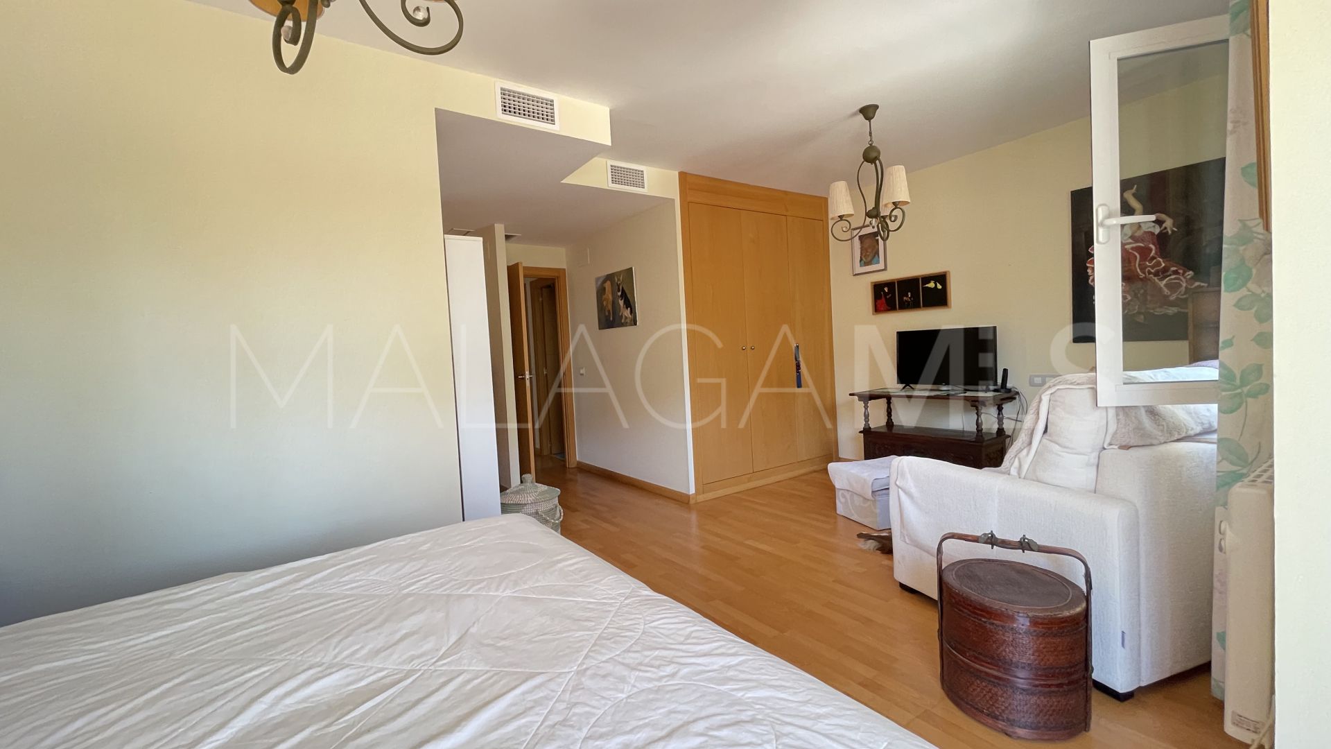 3 bedrooms apartment in Las Joyas for sale