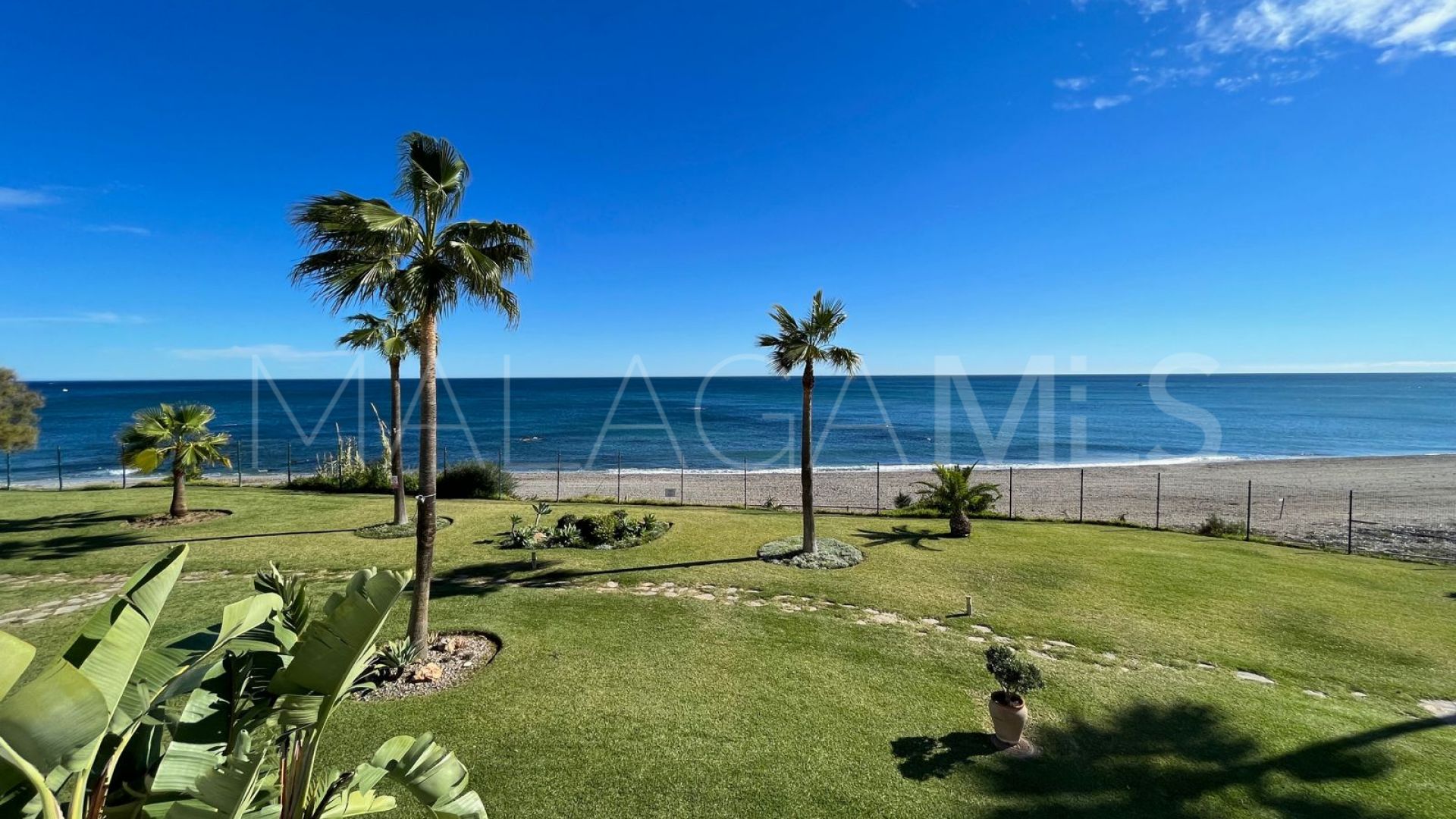 For sale apartment with 3 bedrooms in Casares del Mar