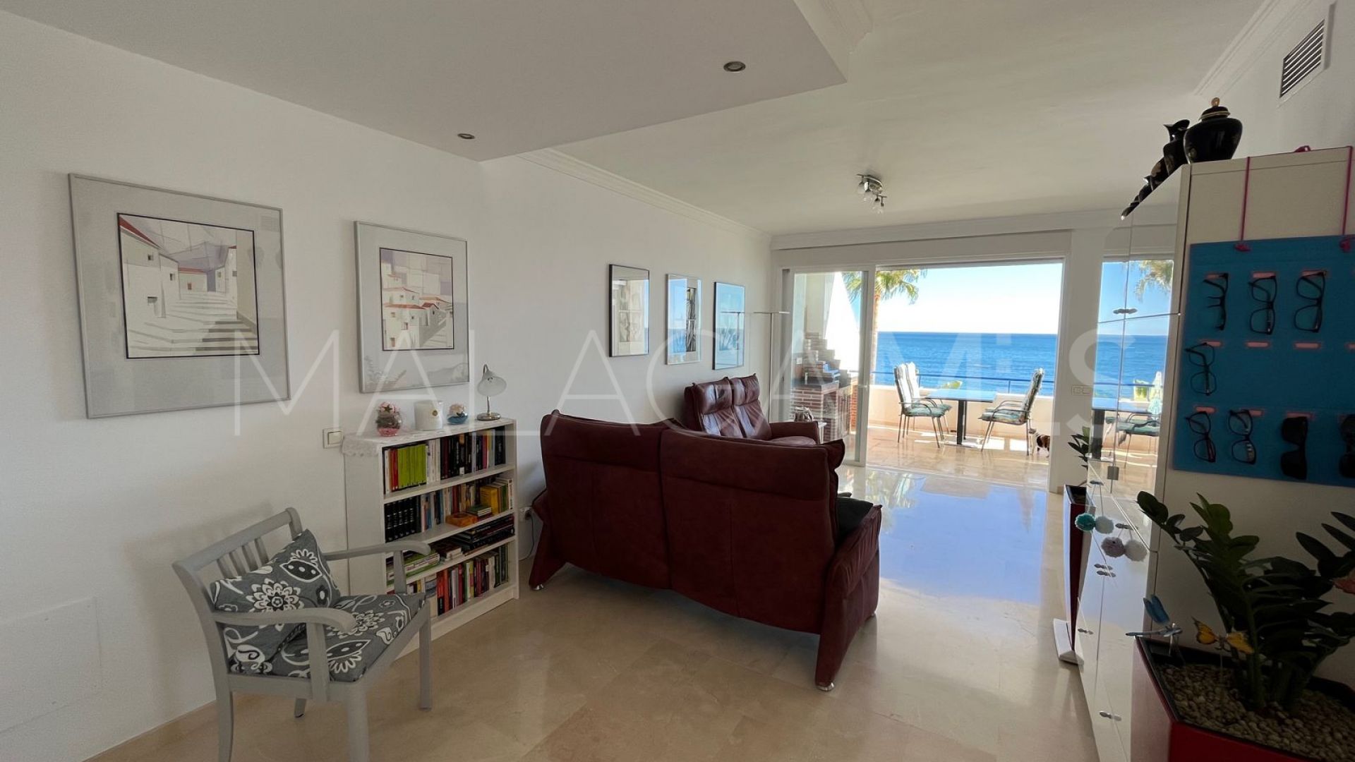 For sale apartment with 3 bedrooms in Casares del Mar