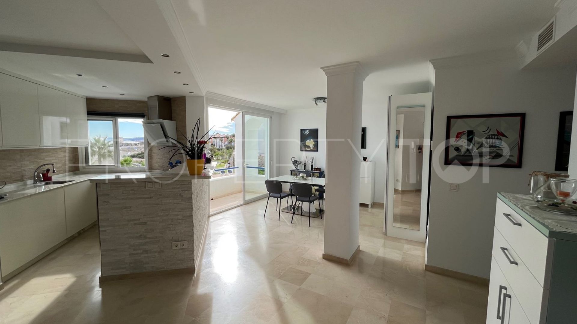 Apartment for sale in Casares del Mar