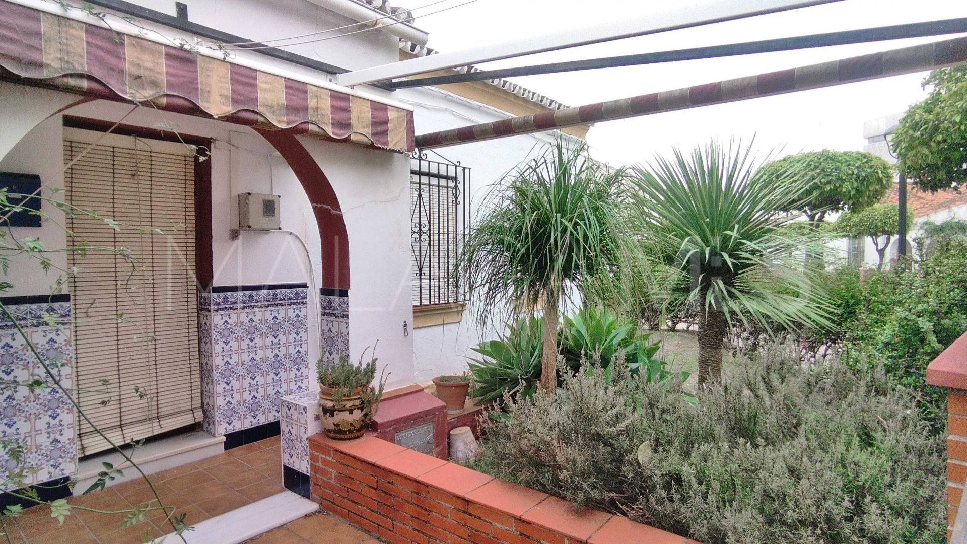 Adosado for sale with 5 bedrooms in Estepona Casco Antiguo