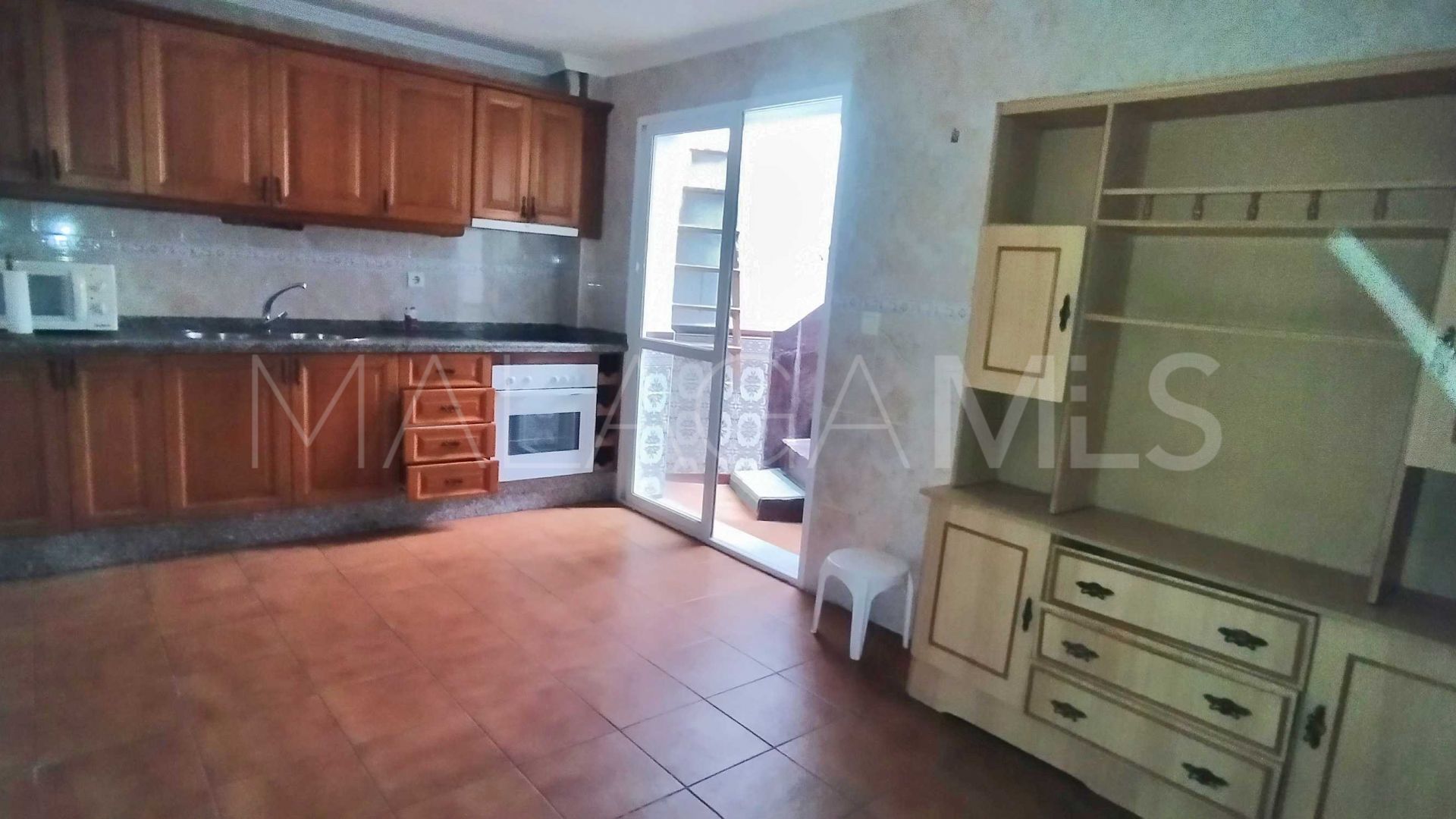 For sale town house with 5 bedrooms in Estepona Old Town