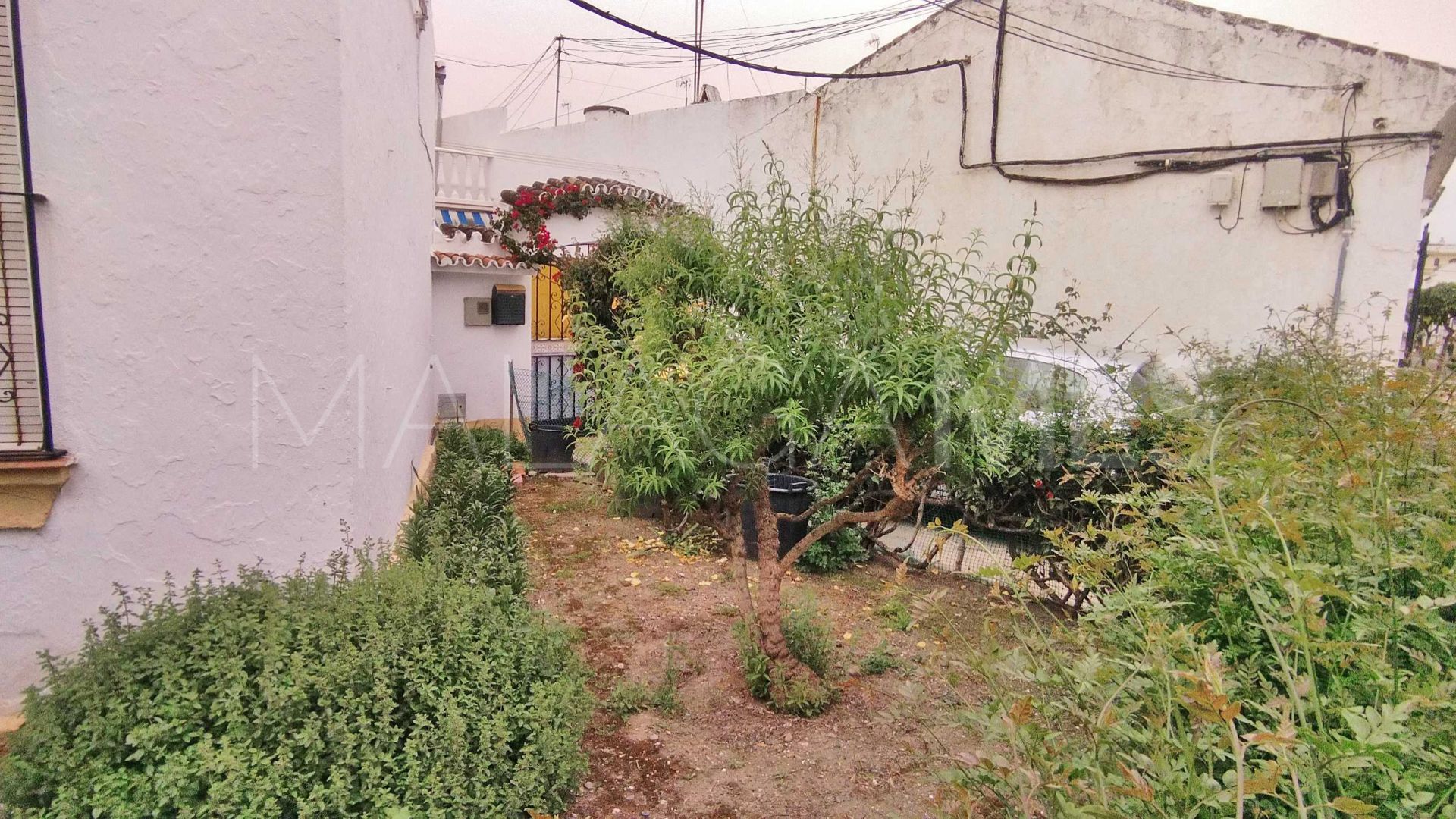 For sale town house with 5 bedrooms in Estepona Old Town