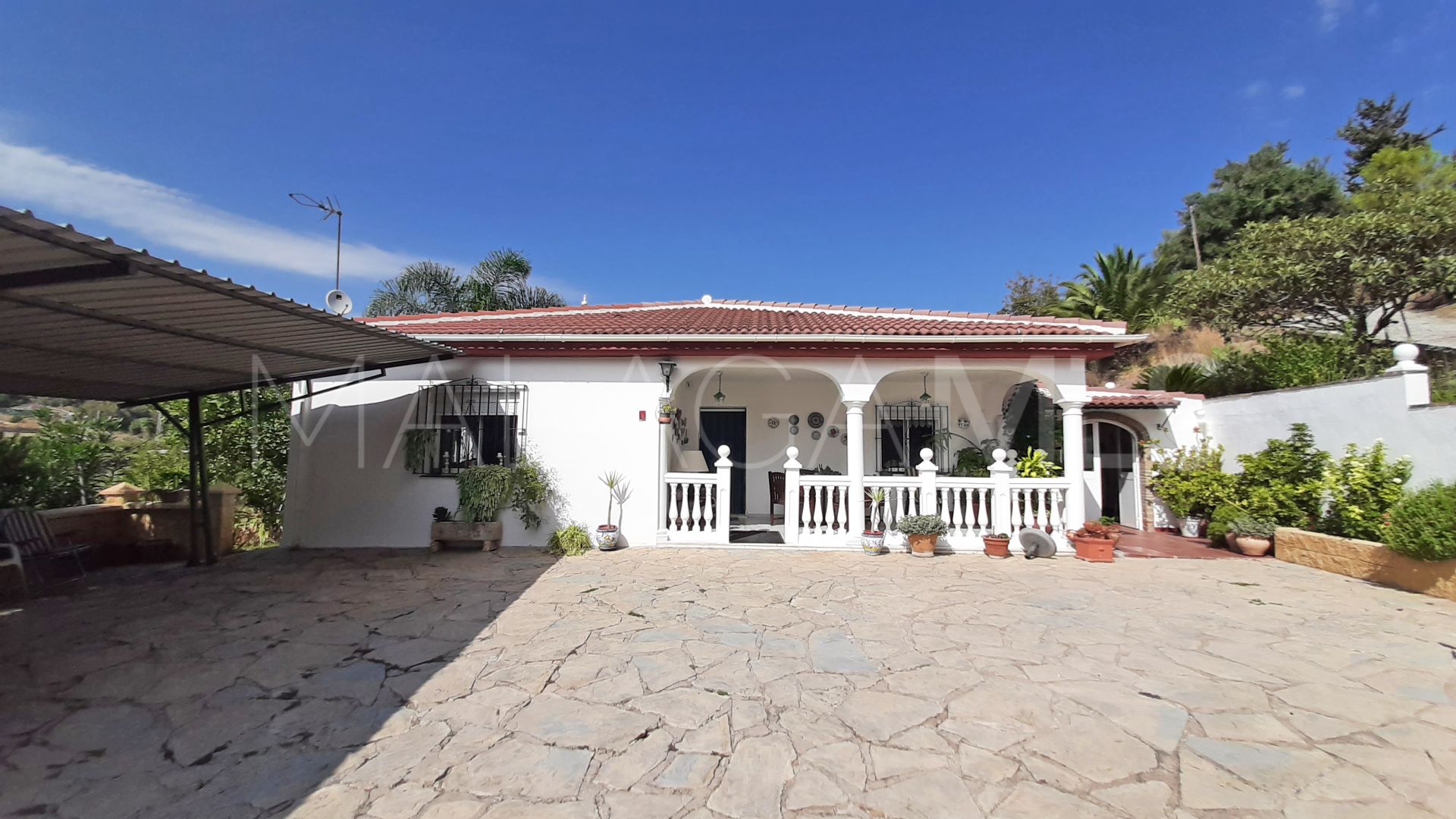 Buy finca with 3 bedrooms in La Cala