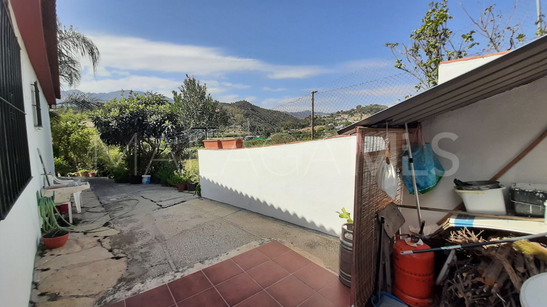 Buy finca with 3 bedrooms in La Cala