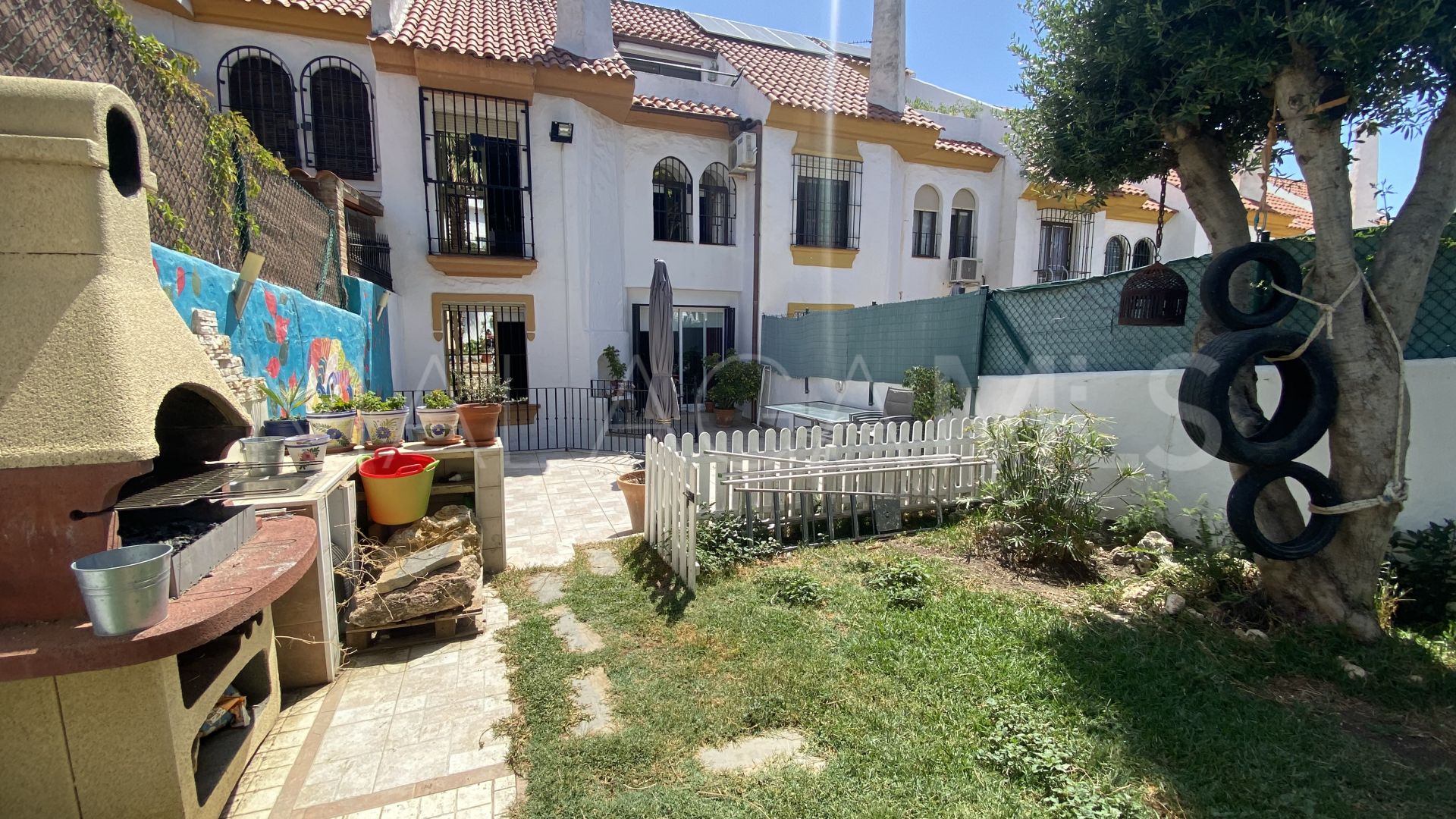 Maison de ville for sale in Estepona Ville