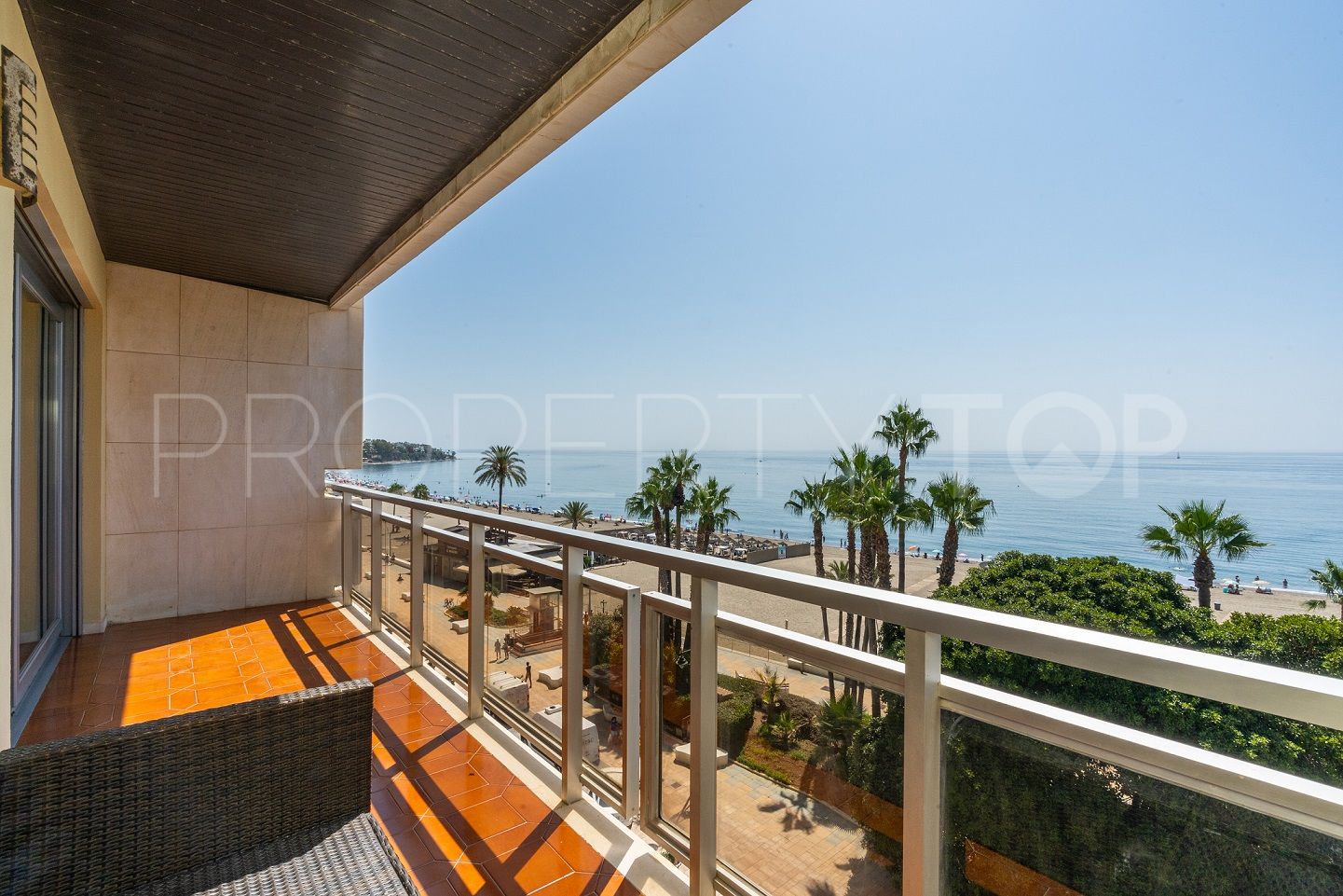 For sale apartment with 3 bedrooms in Estepona Centre