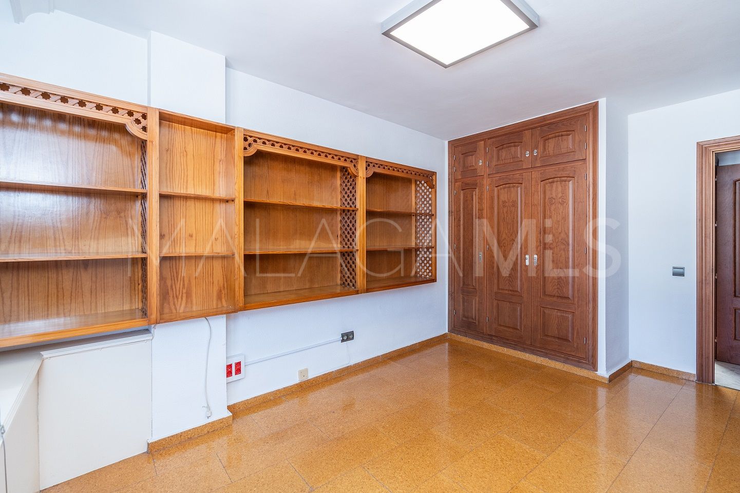 For sale apartment with 3 bedrooms in Estepona Centre