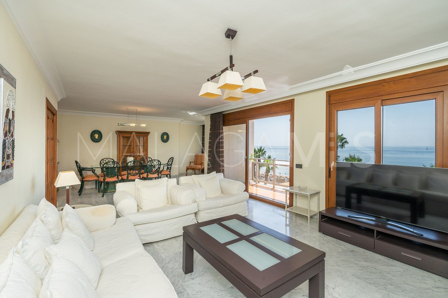 Se vende apartamento in Estepona Centro de 3 bedrooms