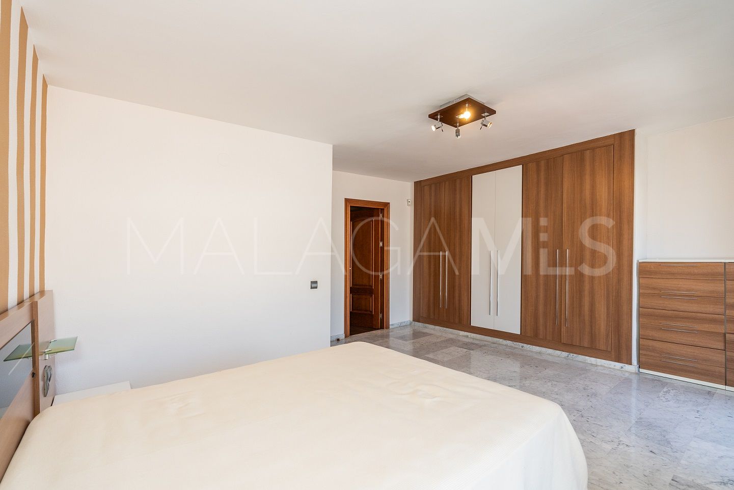 Se vende apartamento in Estepona Centro de 3 bedrooms