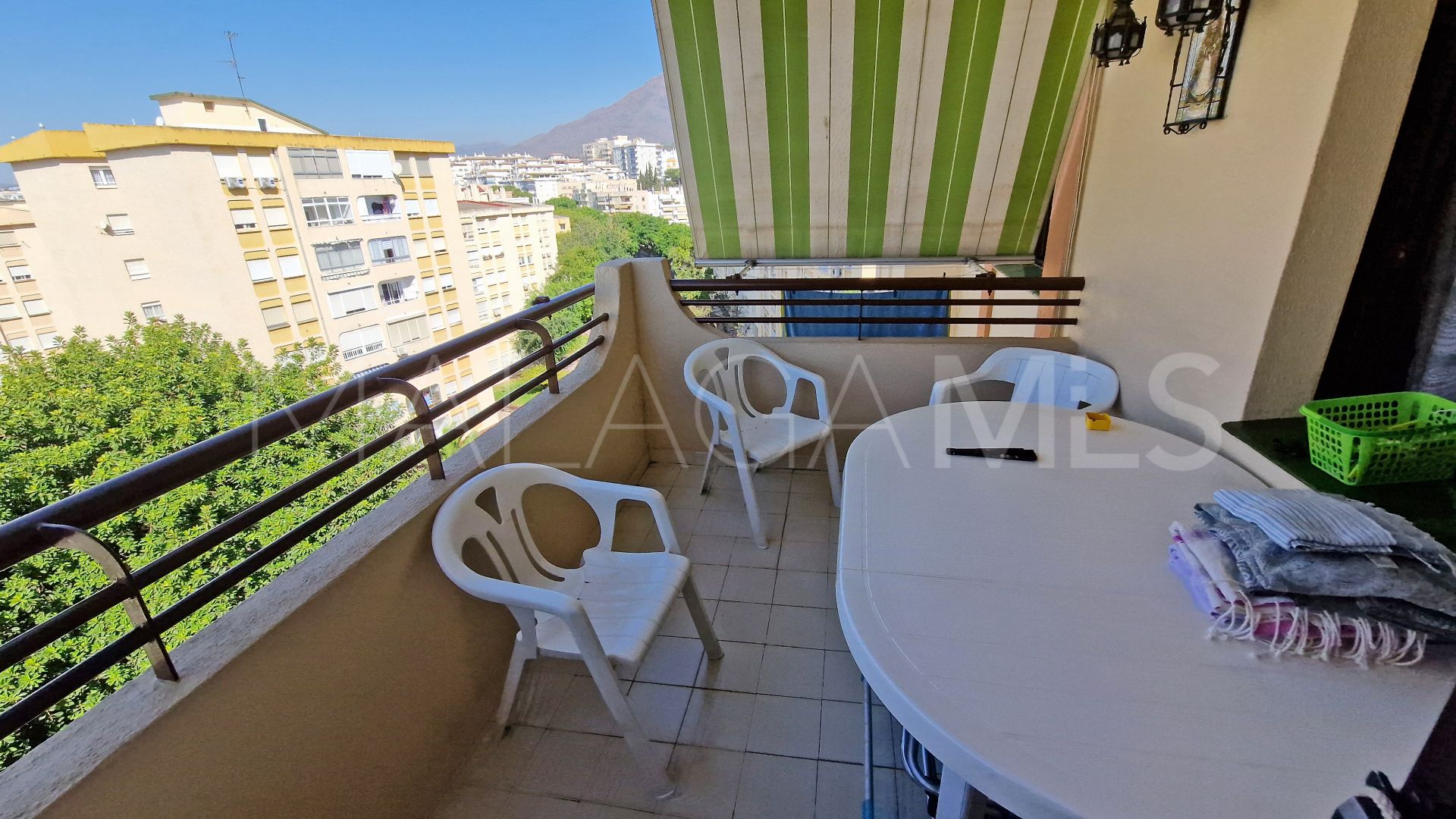 4 bedrooms apartment for sale in Estepona Centre