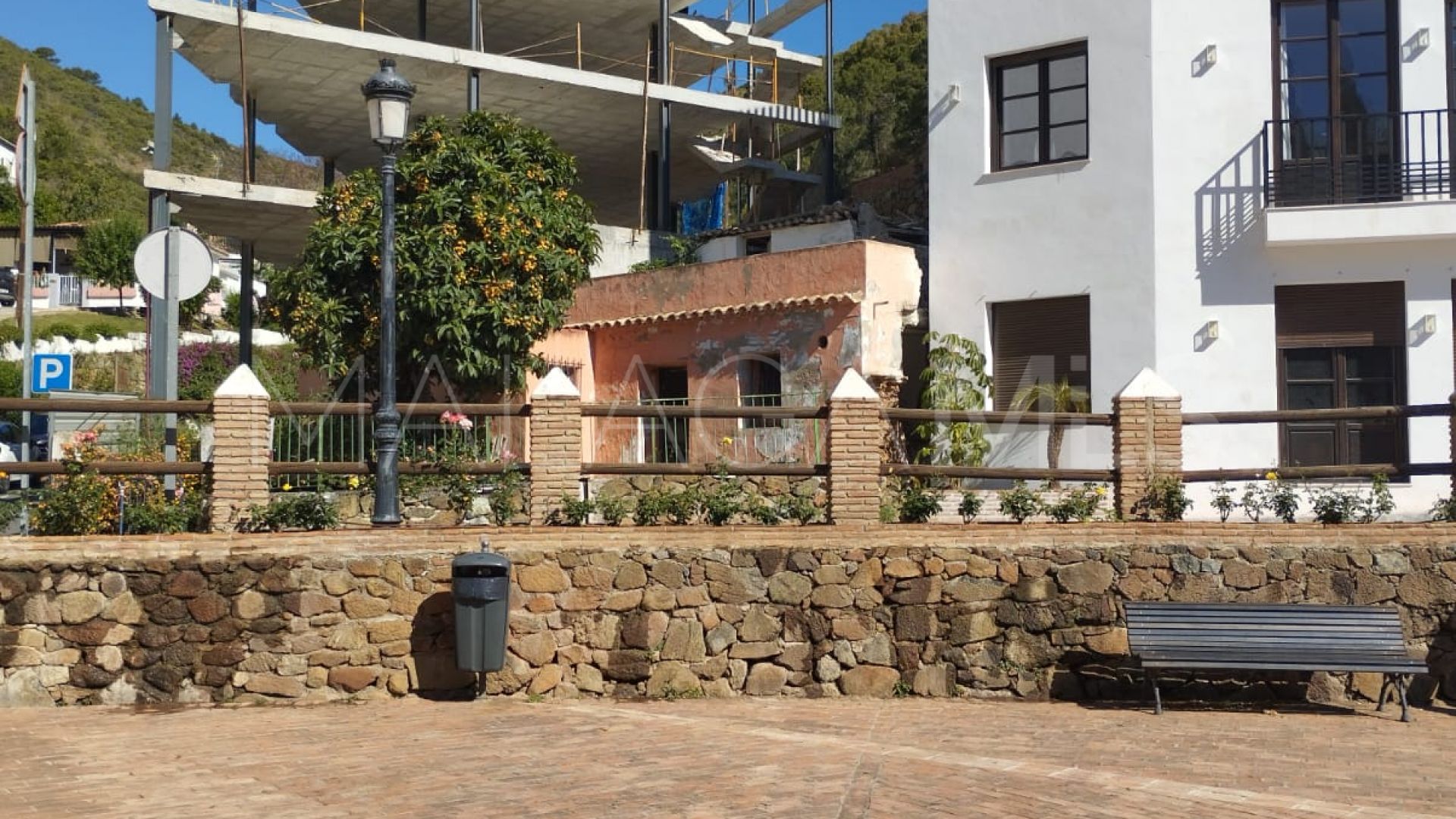 Benahavis Centro plot for sale