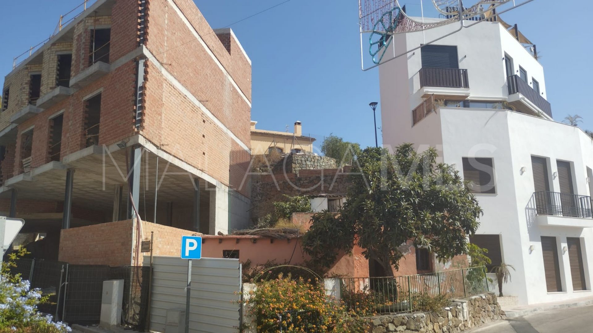 Terrain for sale in Benahavis Centro