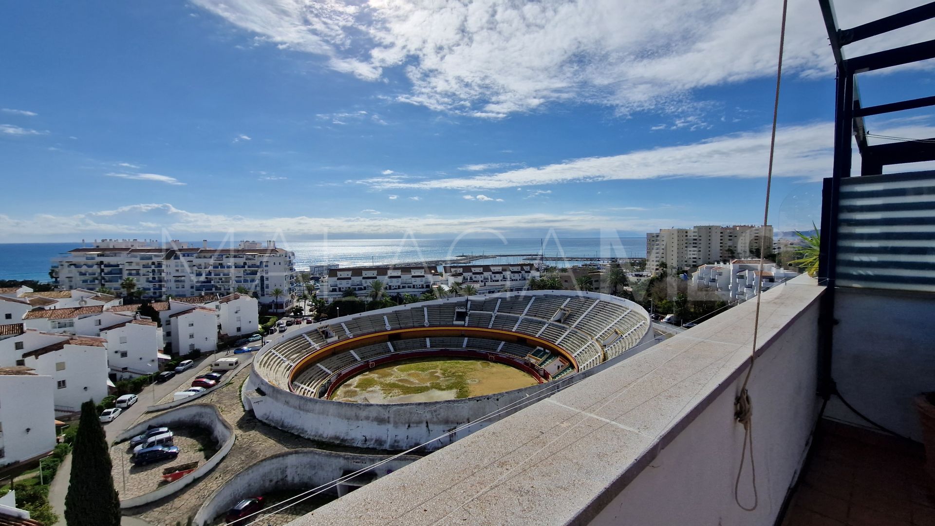 Duplex penthouse for sale in Estepona Puerto