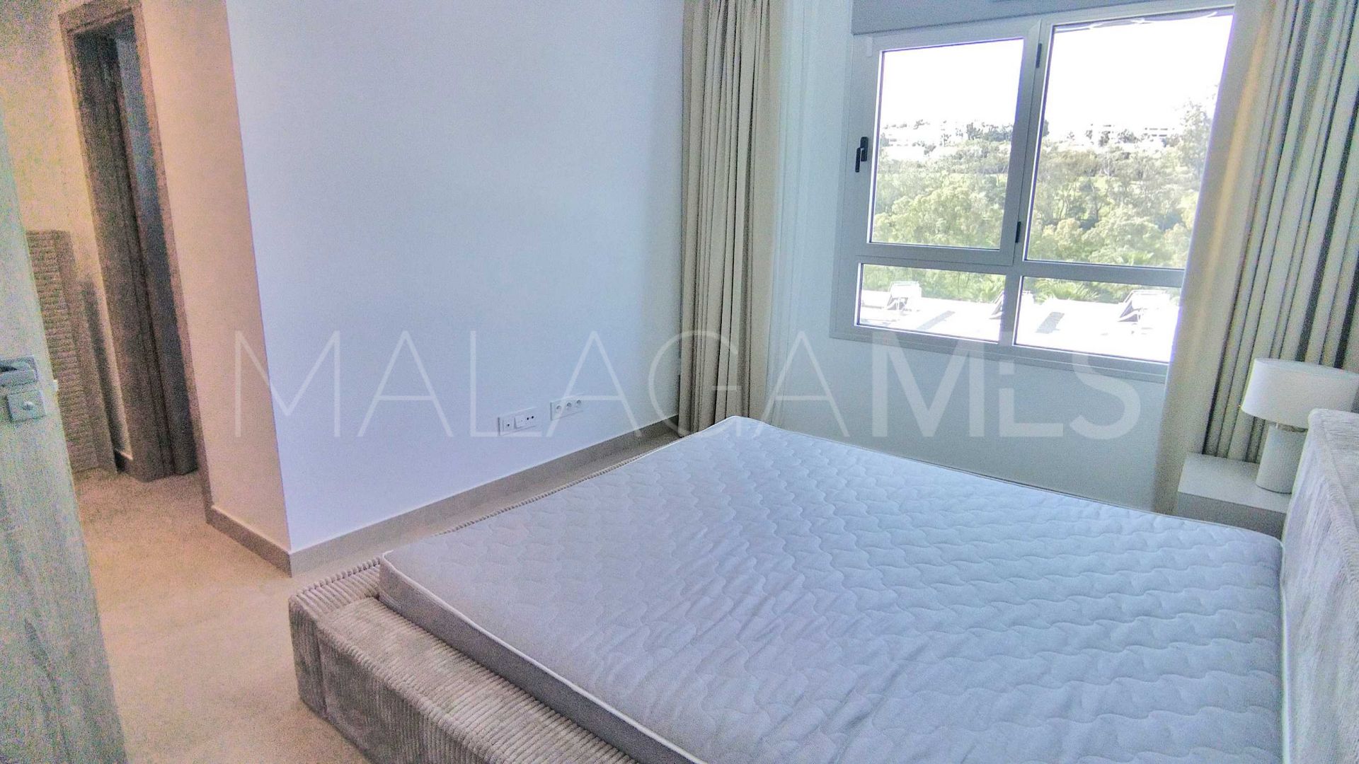 Maison de ville for sale in Estepona Golf