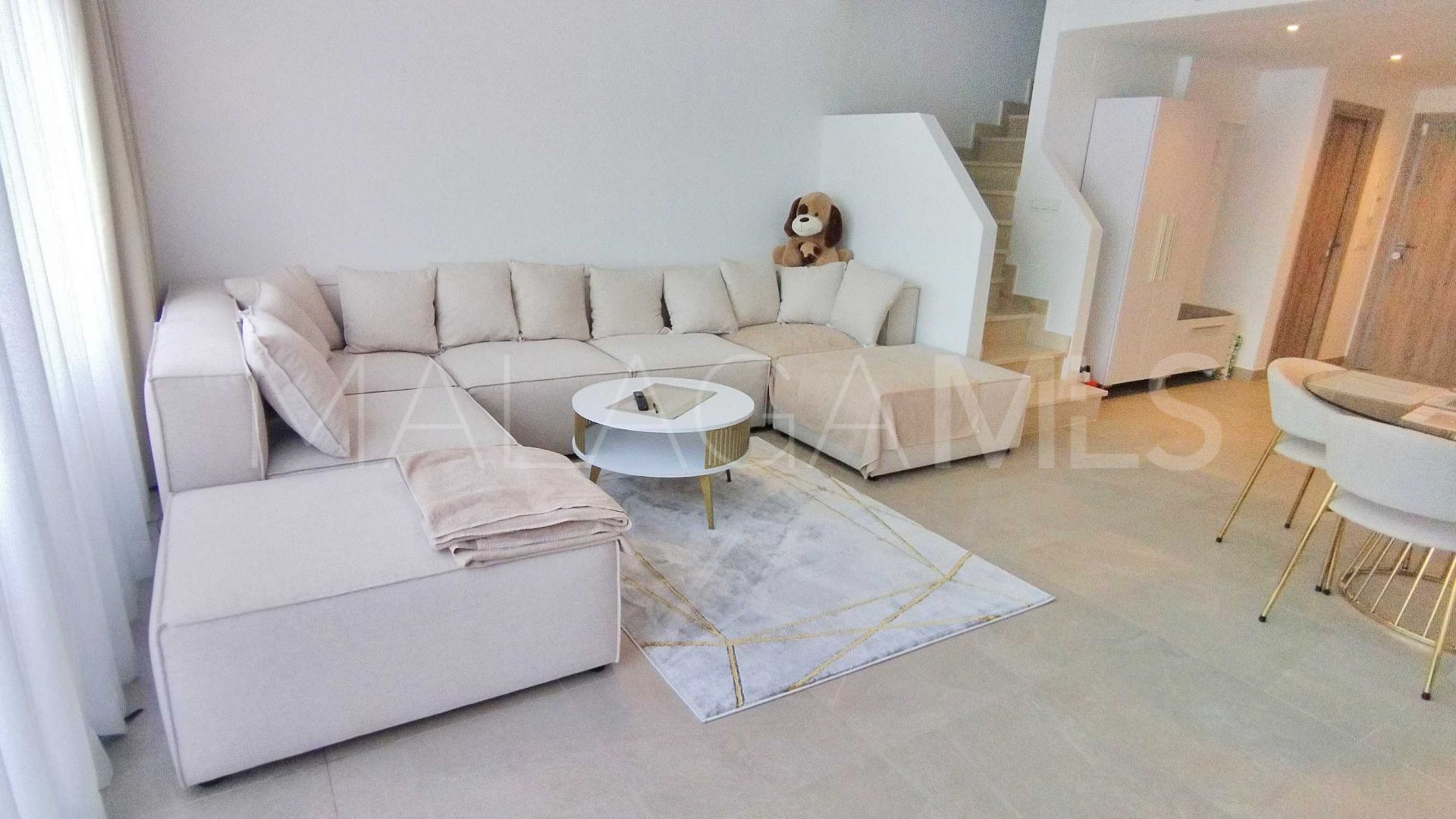 Maison de ville for sale in Estepona Golf