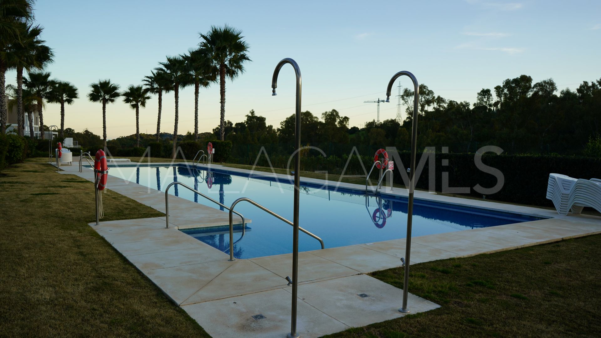 Maison de ville for sale in Estepona Golf
