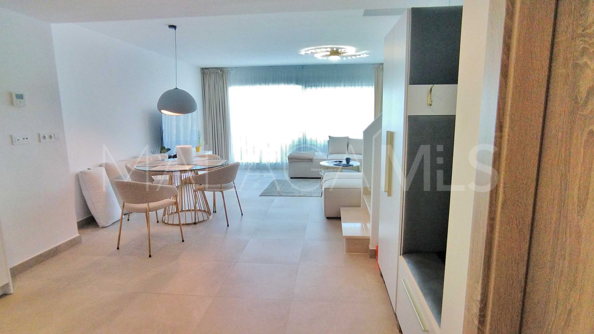 Maison de ville for sale in Estepona Golf
