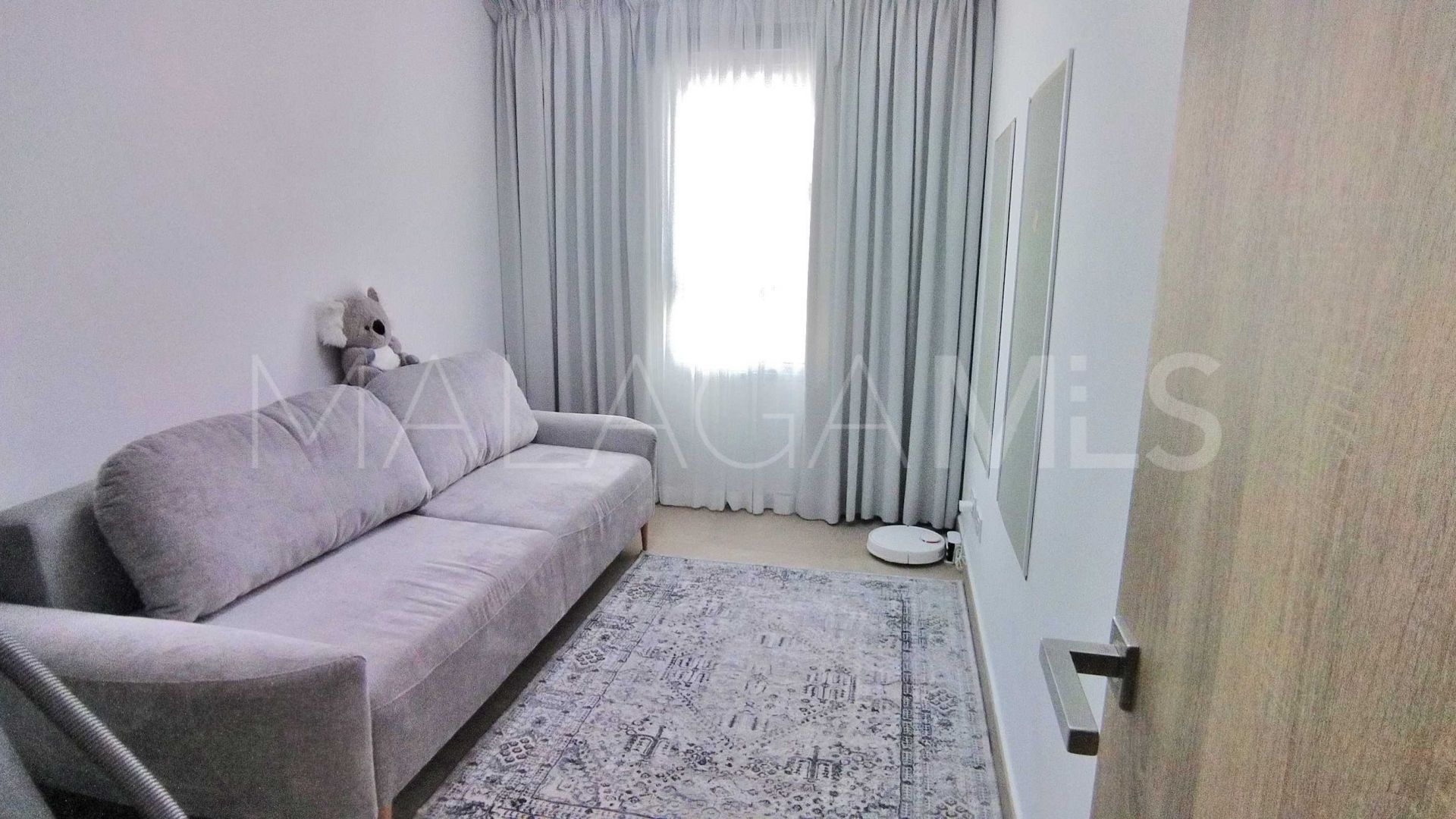 Maison de ville for sale in Estepona Golf