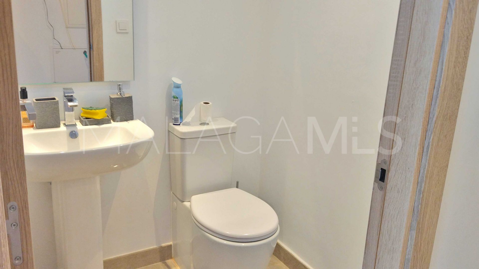 Maison de ville for sale in Estepona Golf