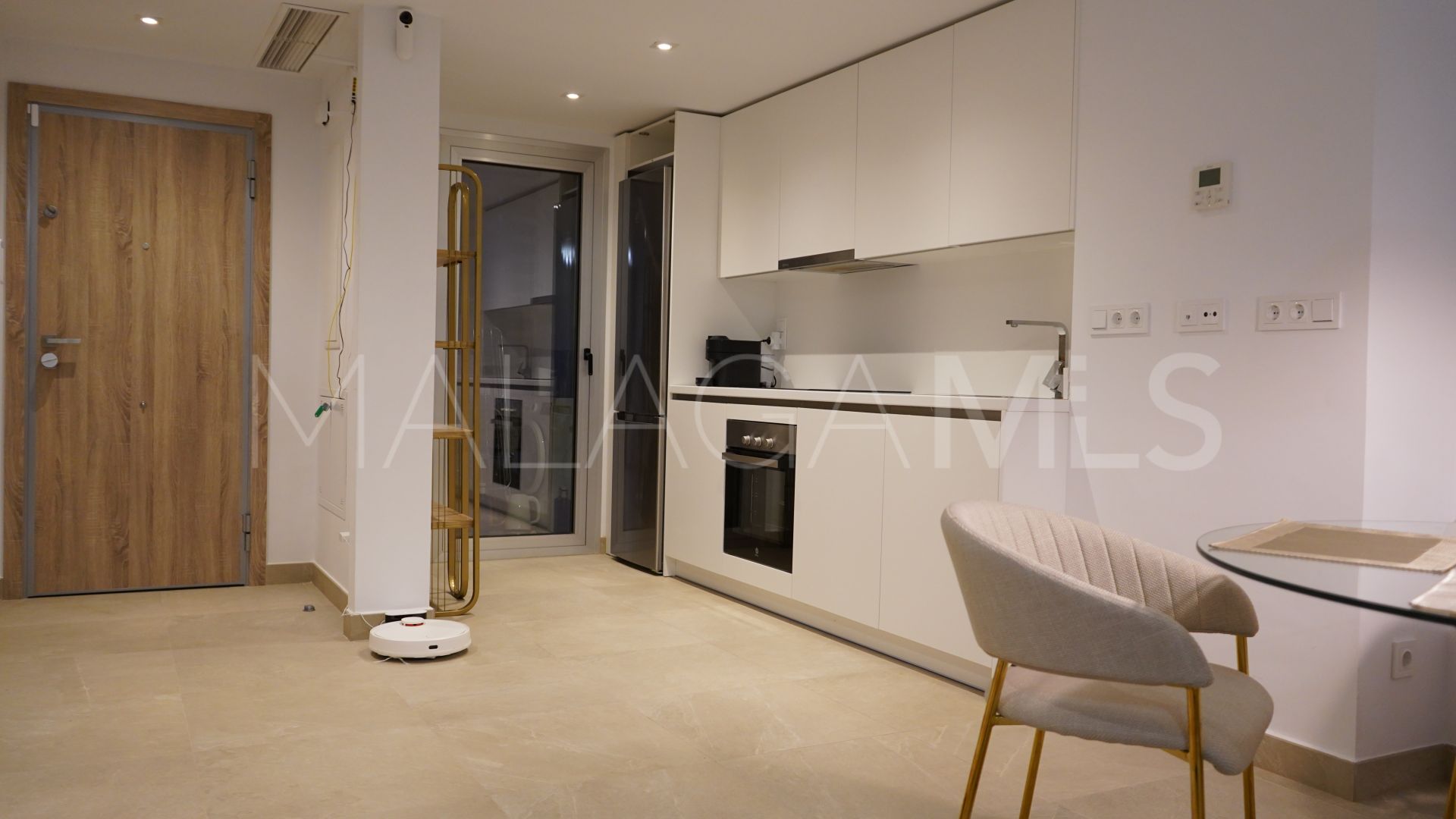 Maison de ville for sale in Estepona Golf