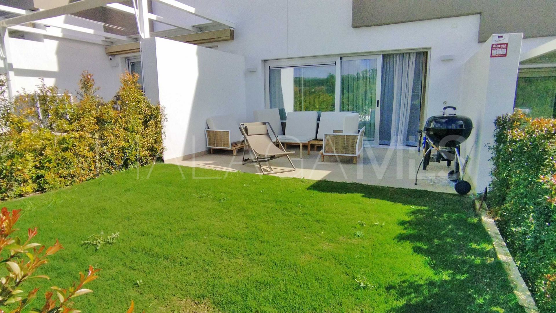 Maison de ville for sale in Estepona Golf