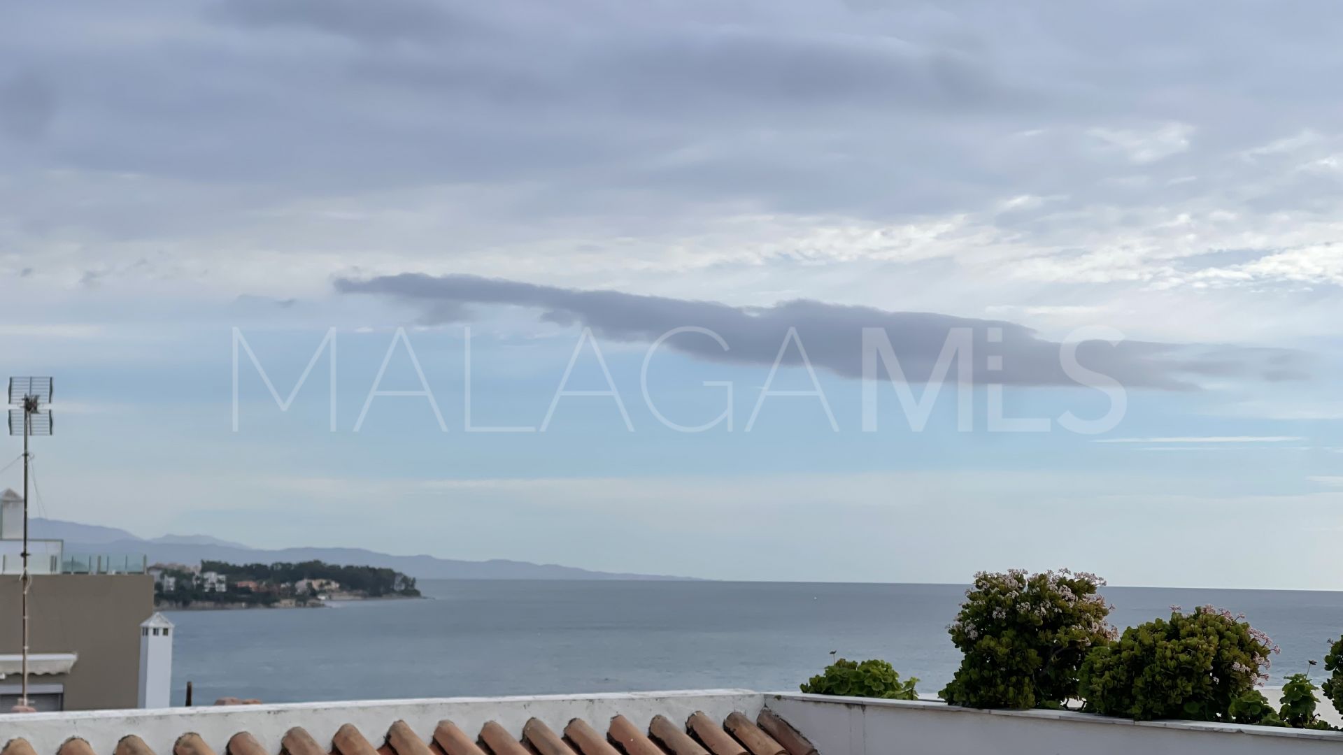 Duplex penthouse for sale in Estepona Centre