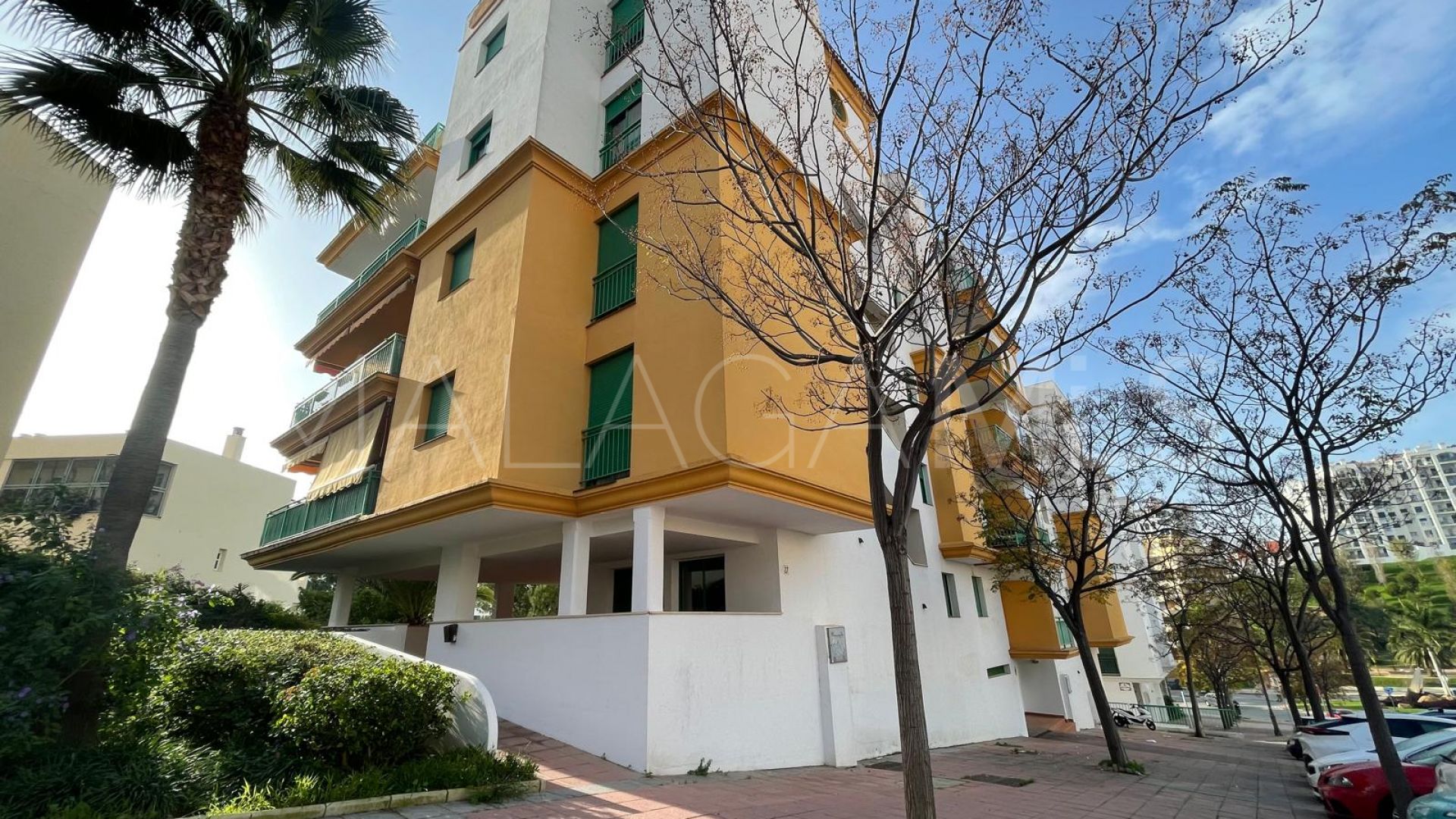 Wohnung for sale in Estepona Puerto