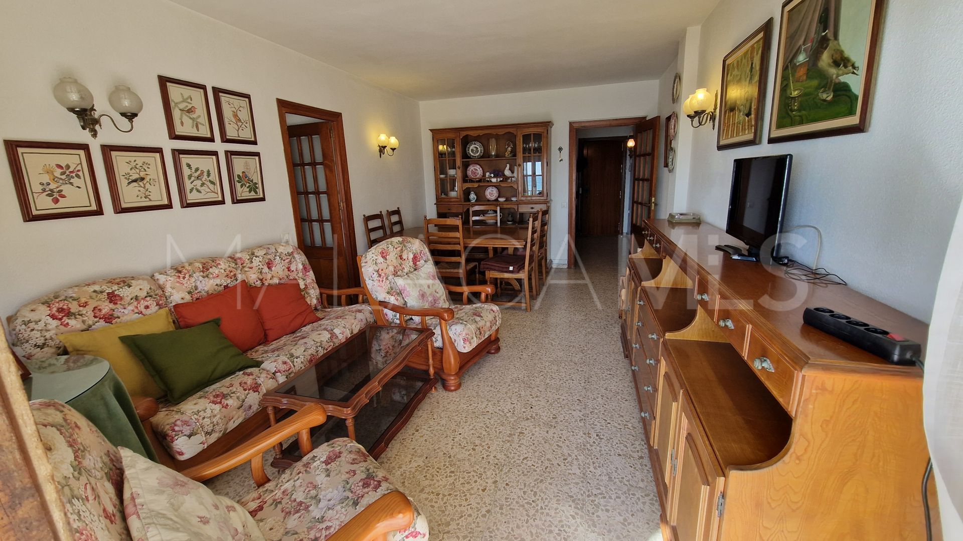 Buy apartment in Estepona Centre