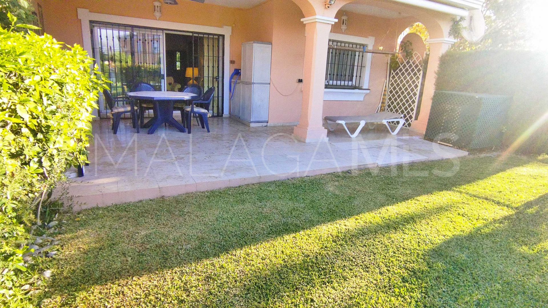 For sale ground floor apartment in Park Beach with 3 bedrooms