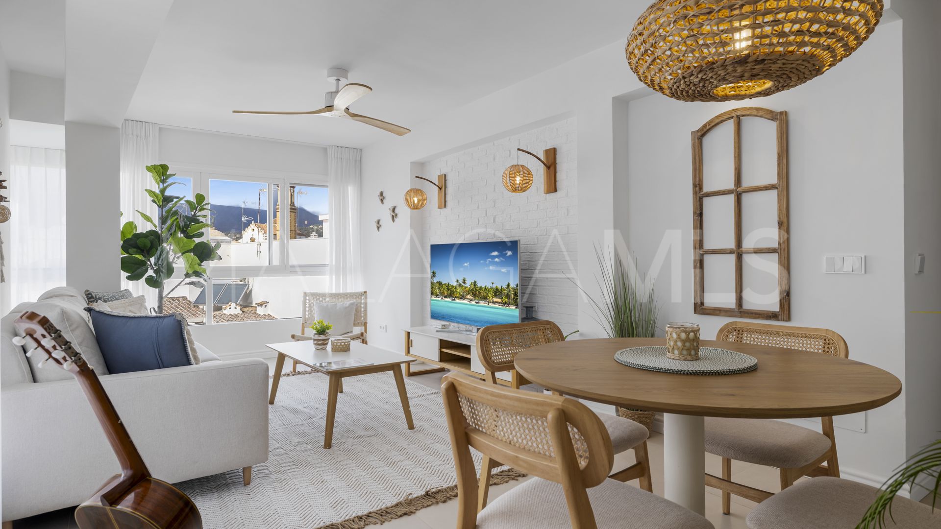 2 bedrooms apartment for sale in Estepona Centre
