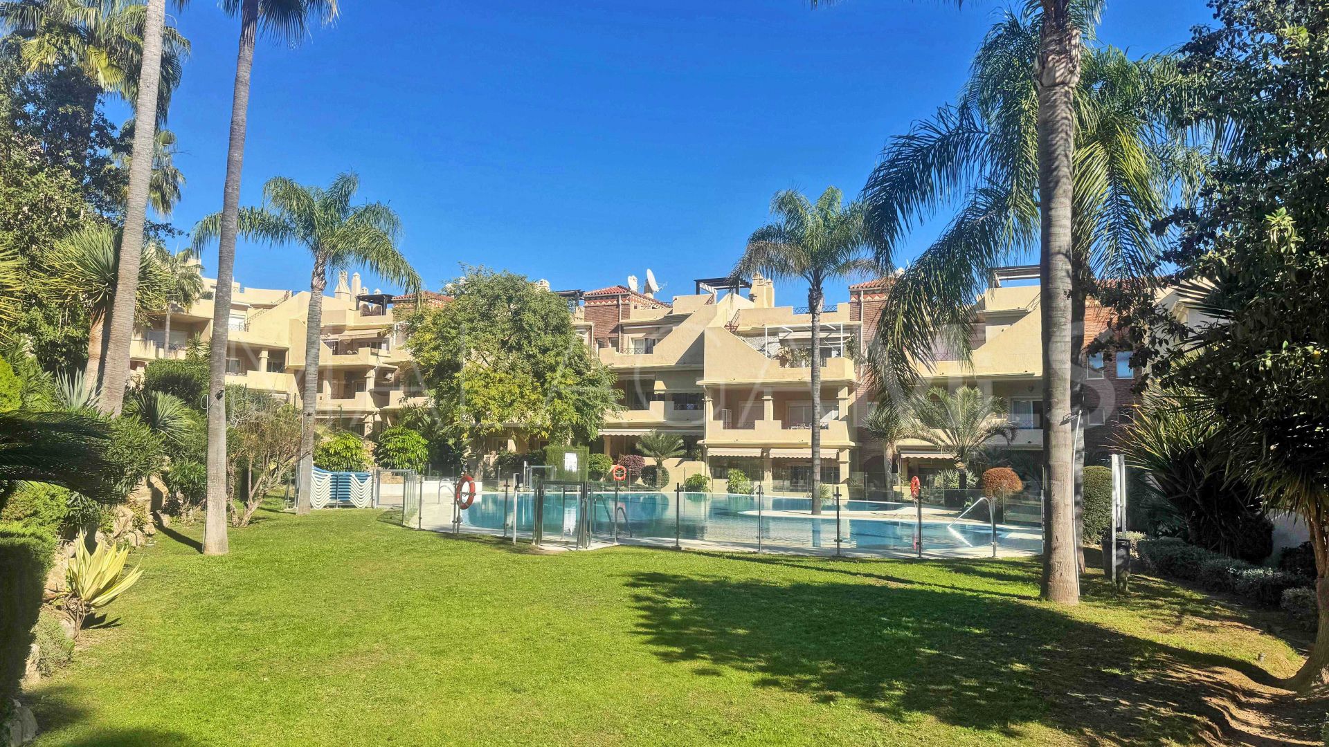 For sale Toscana Hills flat