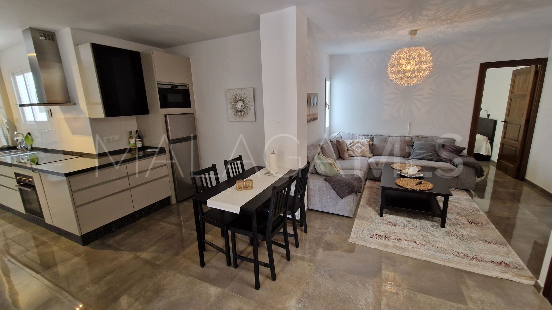 Hus i byn for sale in Estepona Old Town