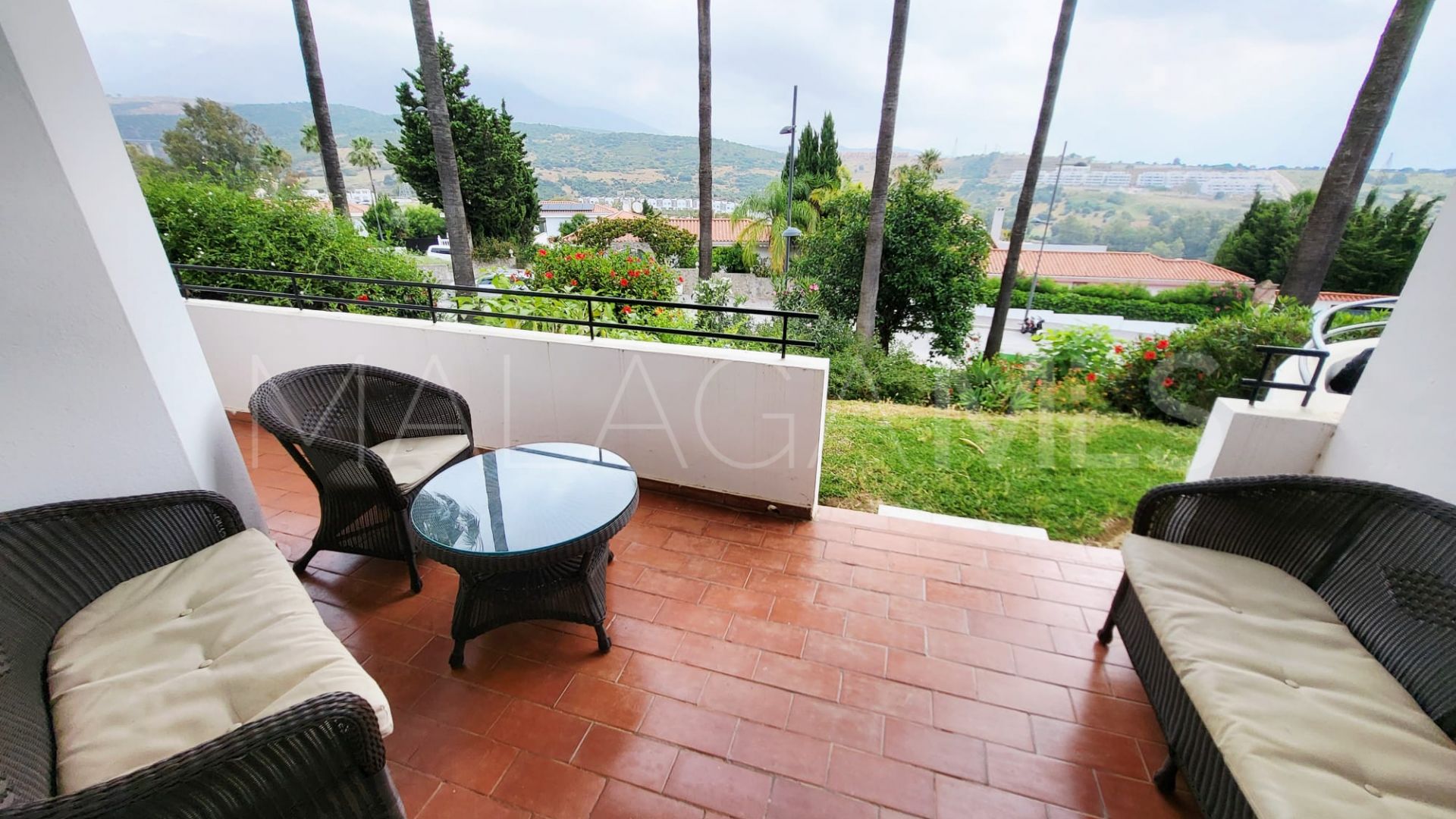 Ground floor apartment for sale in Estepona Golf