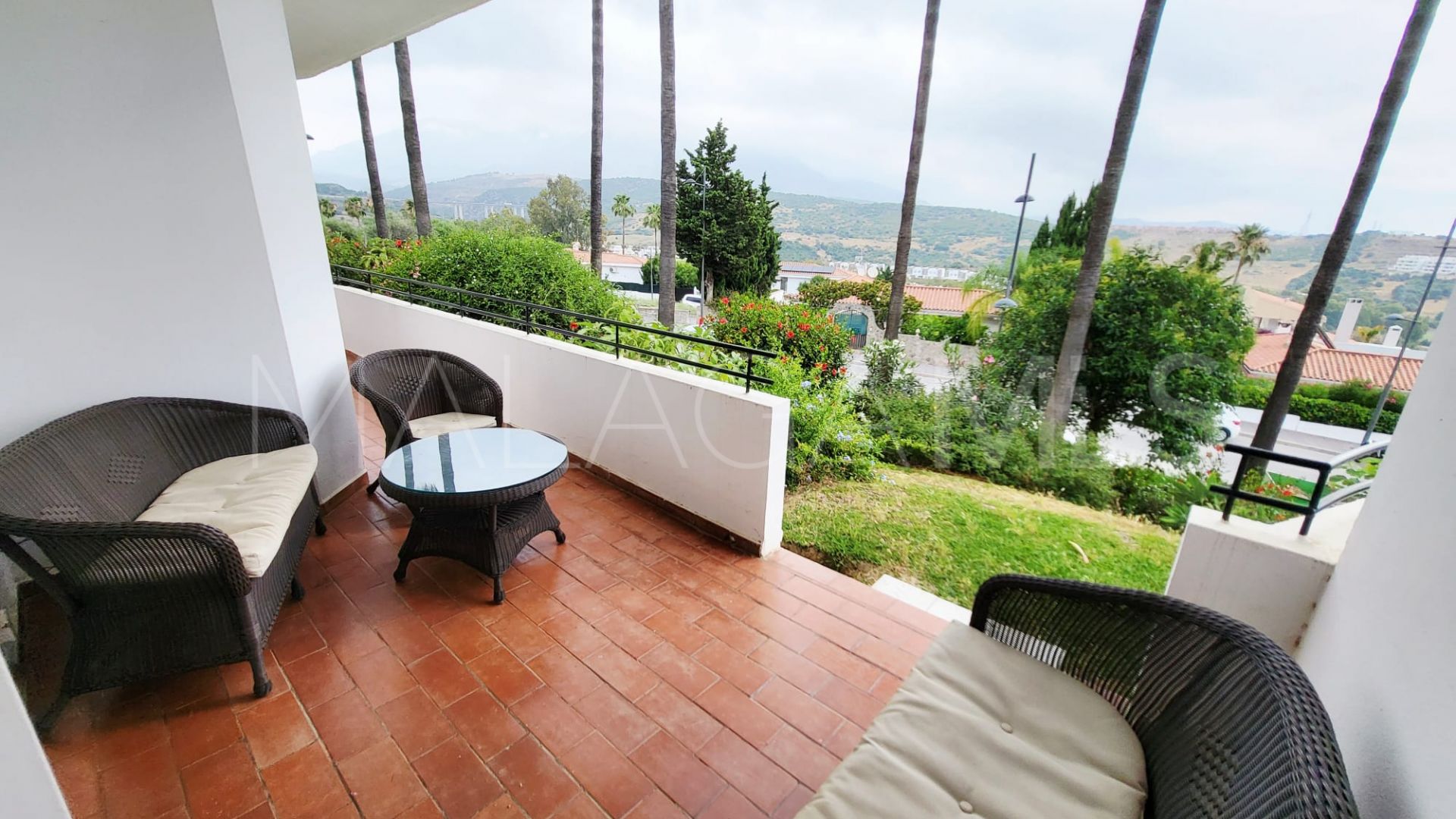 Ground floor apartment for sale in Estepona Golf