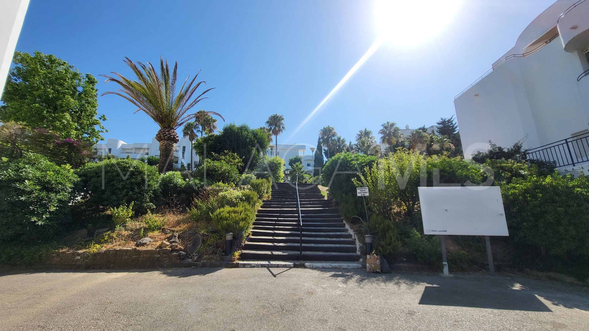Erdgeschosswohnung for sale in Estepona Golf