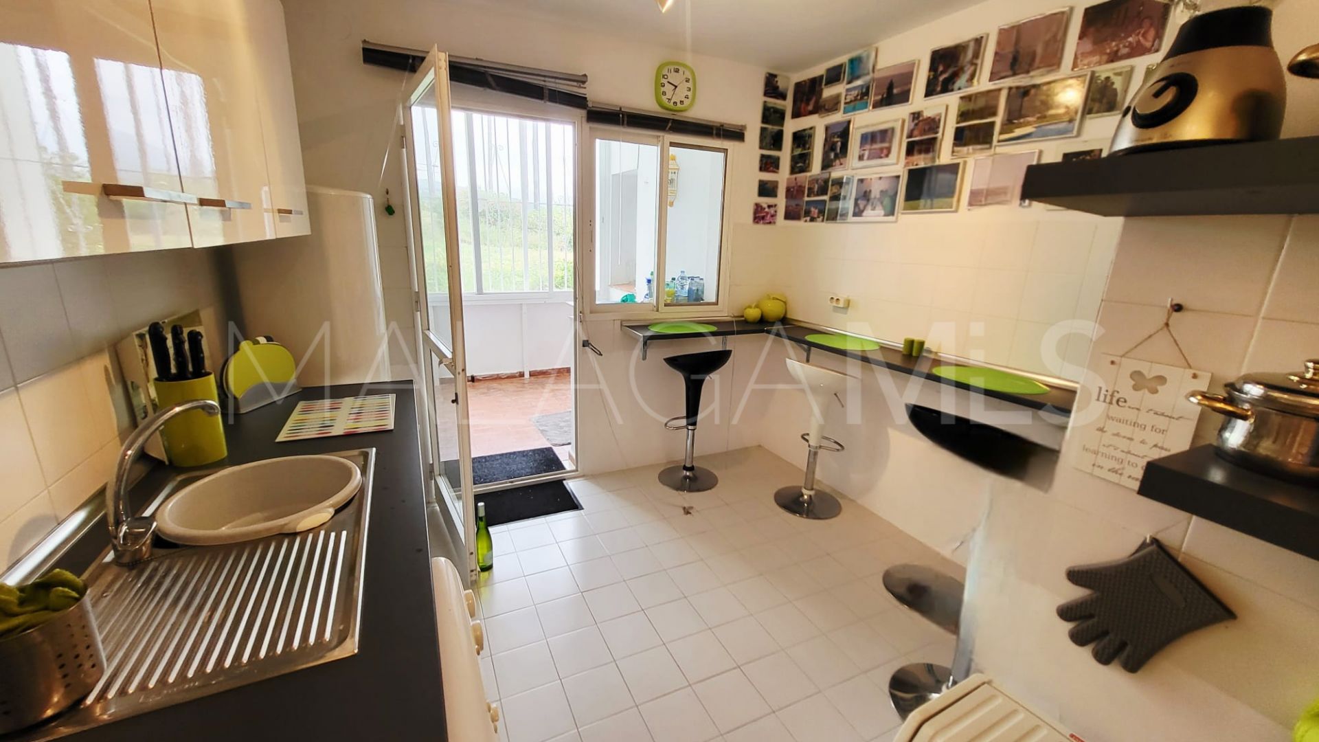 Ground floor apartment for sale in Estepona Golf