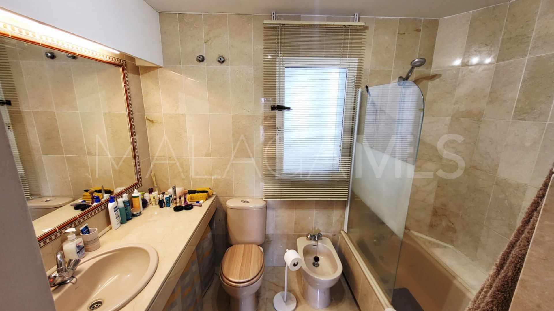 Ground floor apartment for sale in Estepona Golf