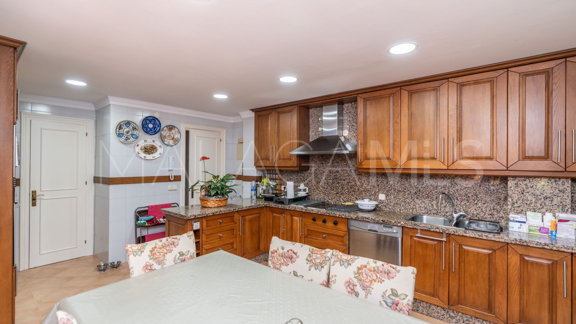 Villa de 6 bedrooms a la venta in Seghers