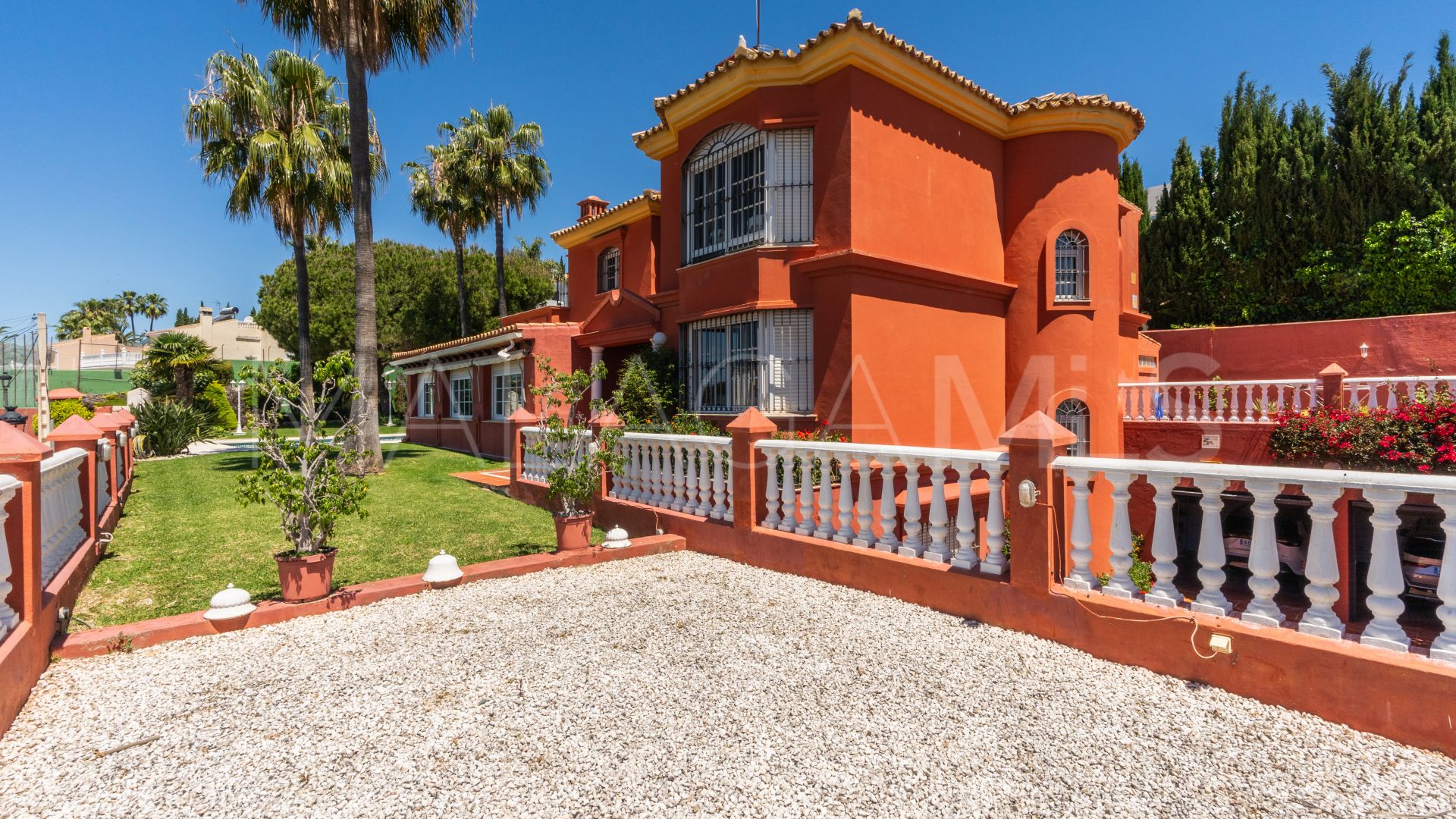 Villa de 6 bedrooms a la venta in Seghers