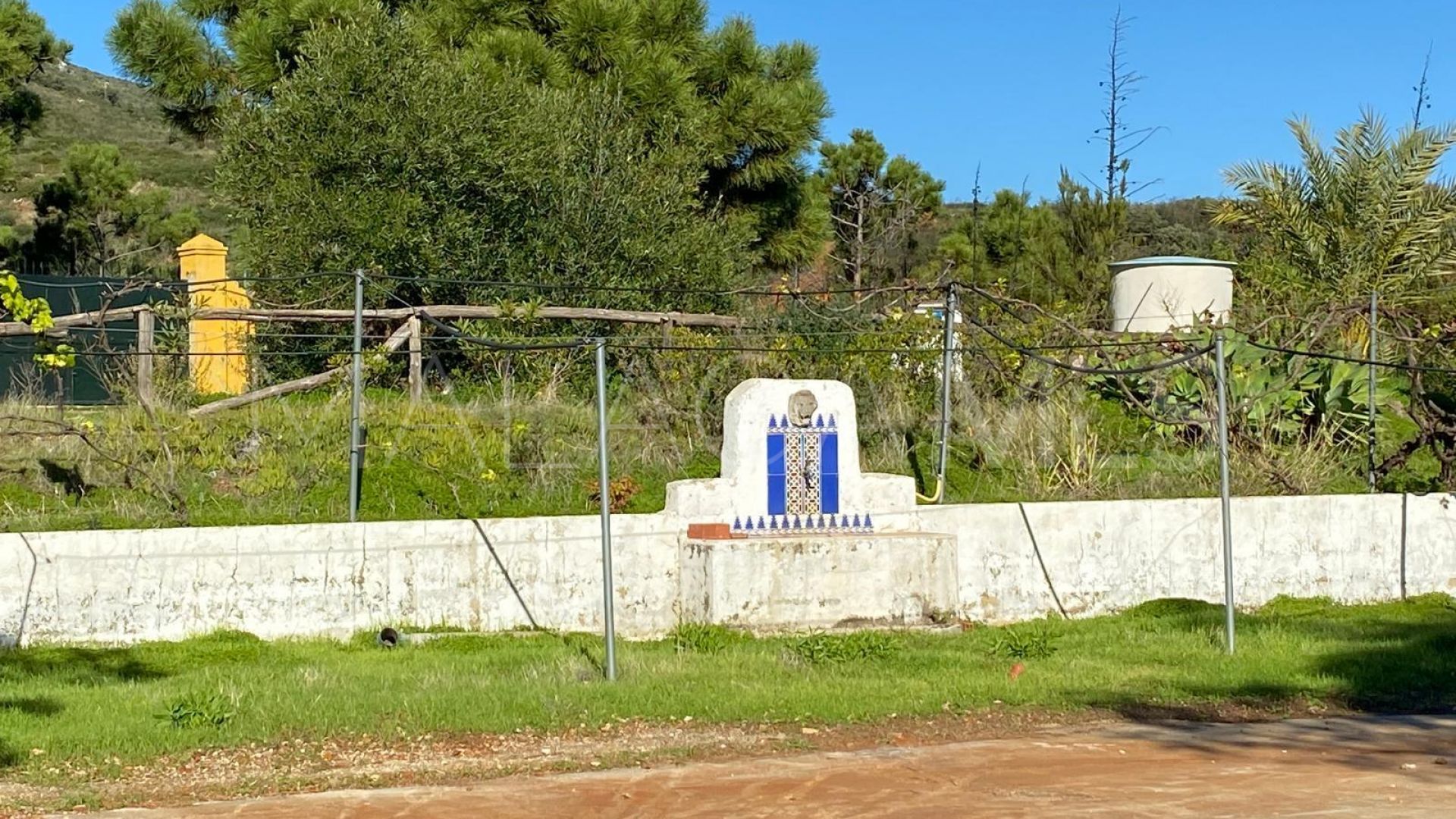 Grundstück for sale in Los Reales - Sierra Estepona