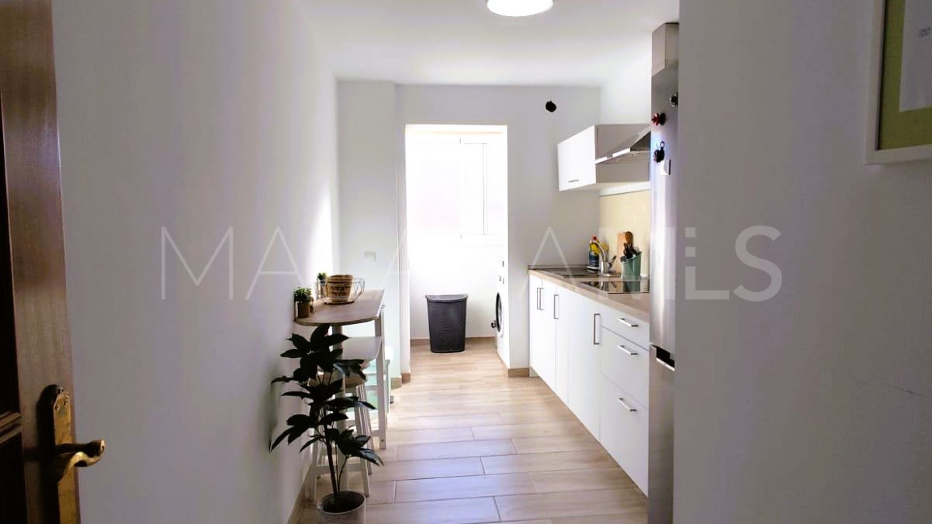 Lägenhet for sale in Avda de Andalucia - Sierra de Estepona