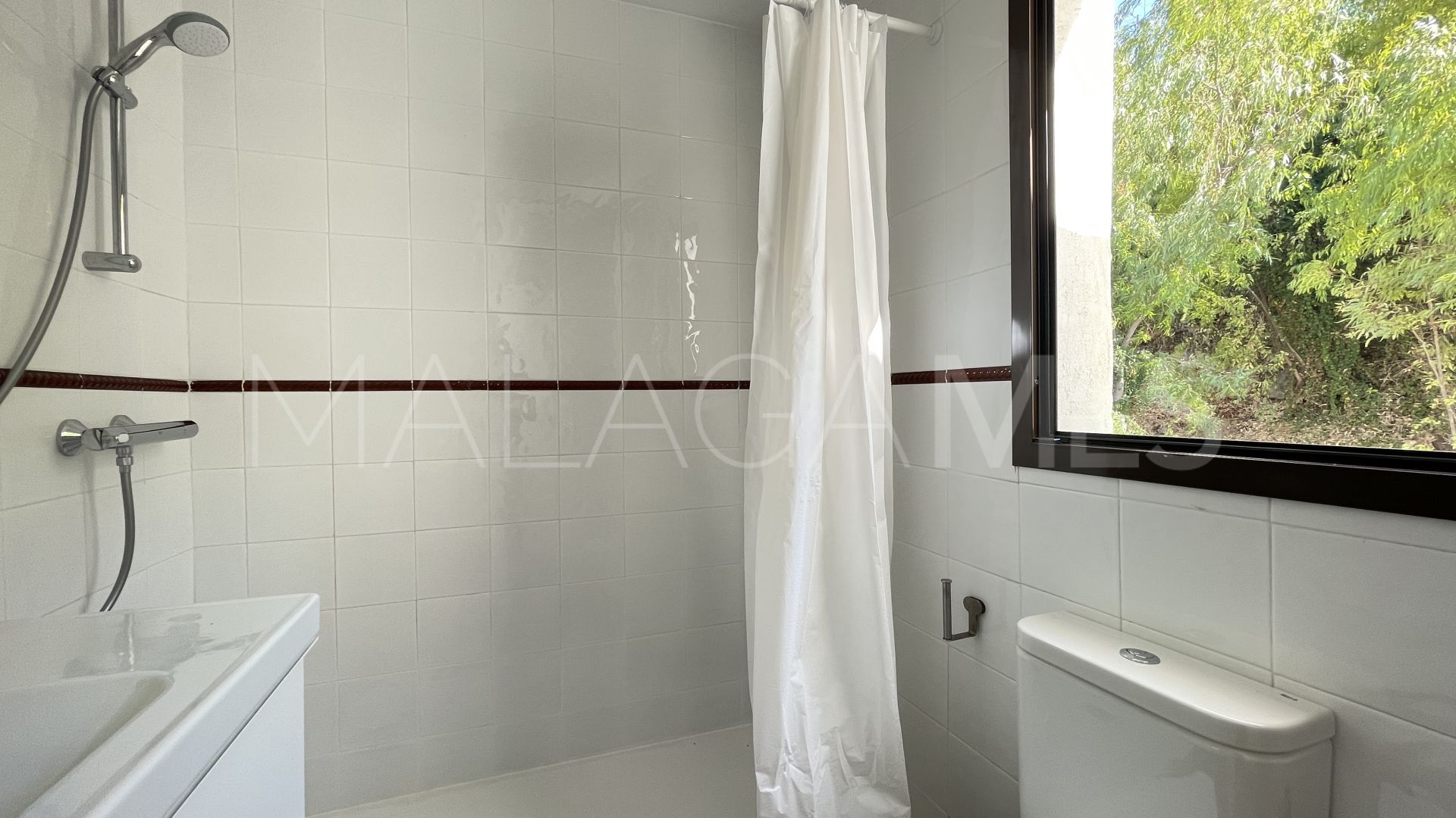 Casares Playa, adosado with 3 bedrooms for sale