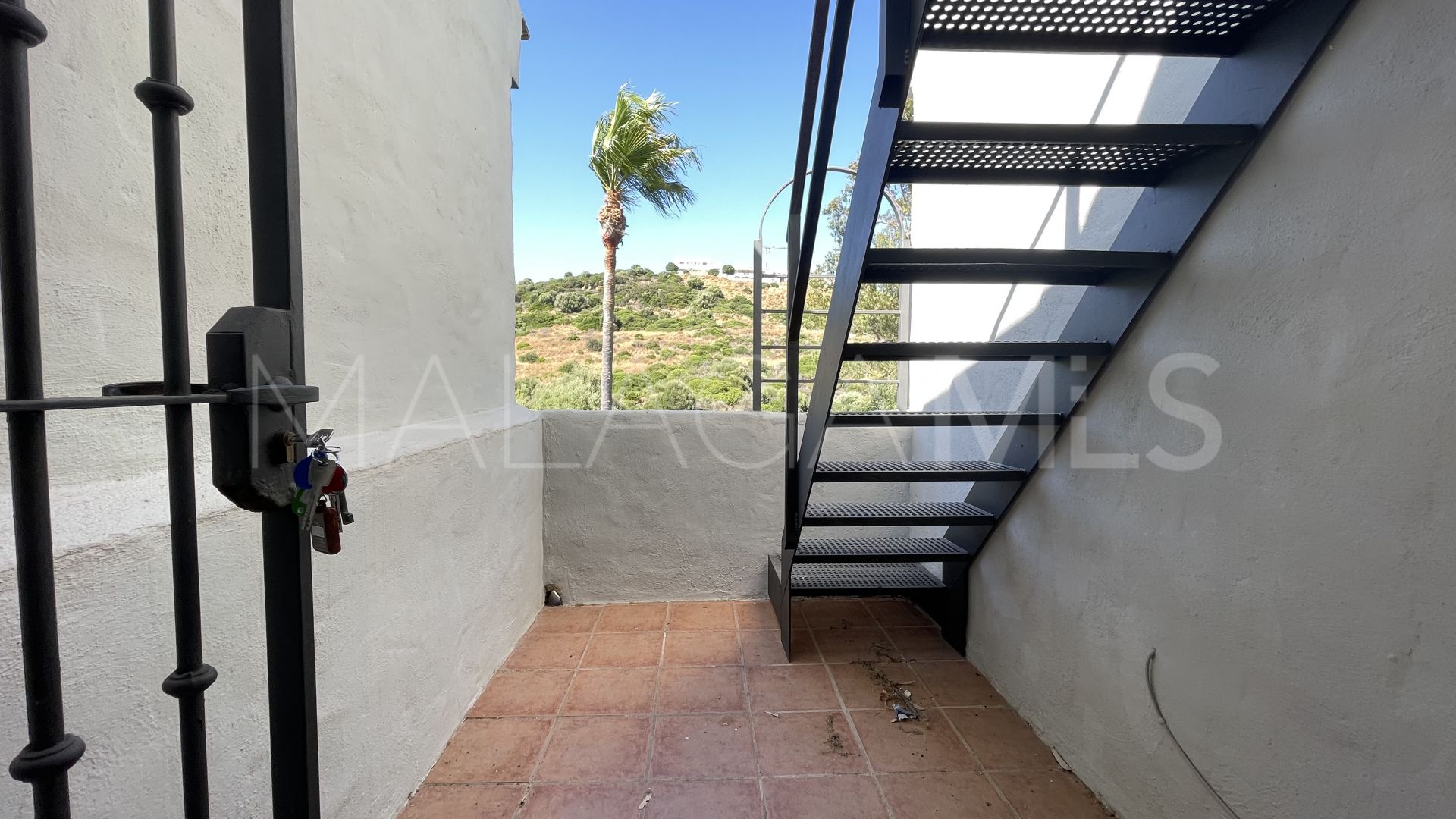 Casares Playa, adosado with 3 bedrooms for sale
