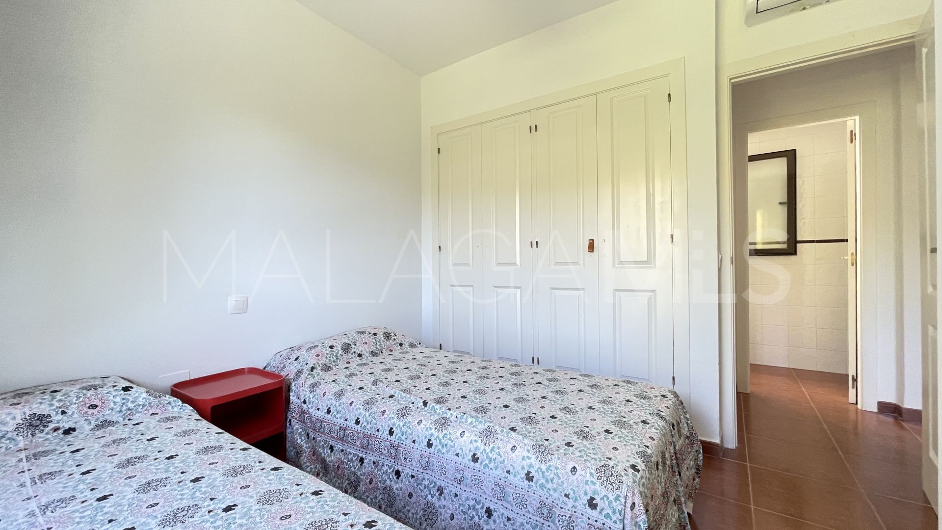 Casares Playa, adosado with 3 bedrooms for sale