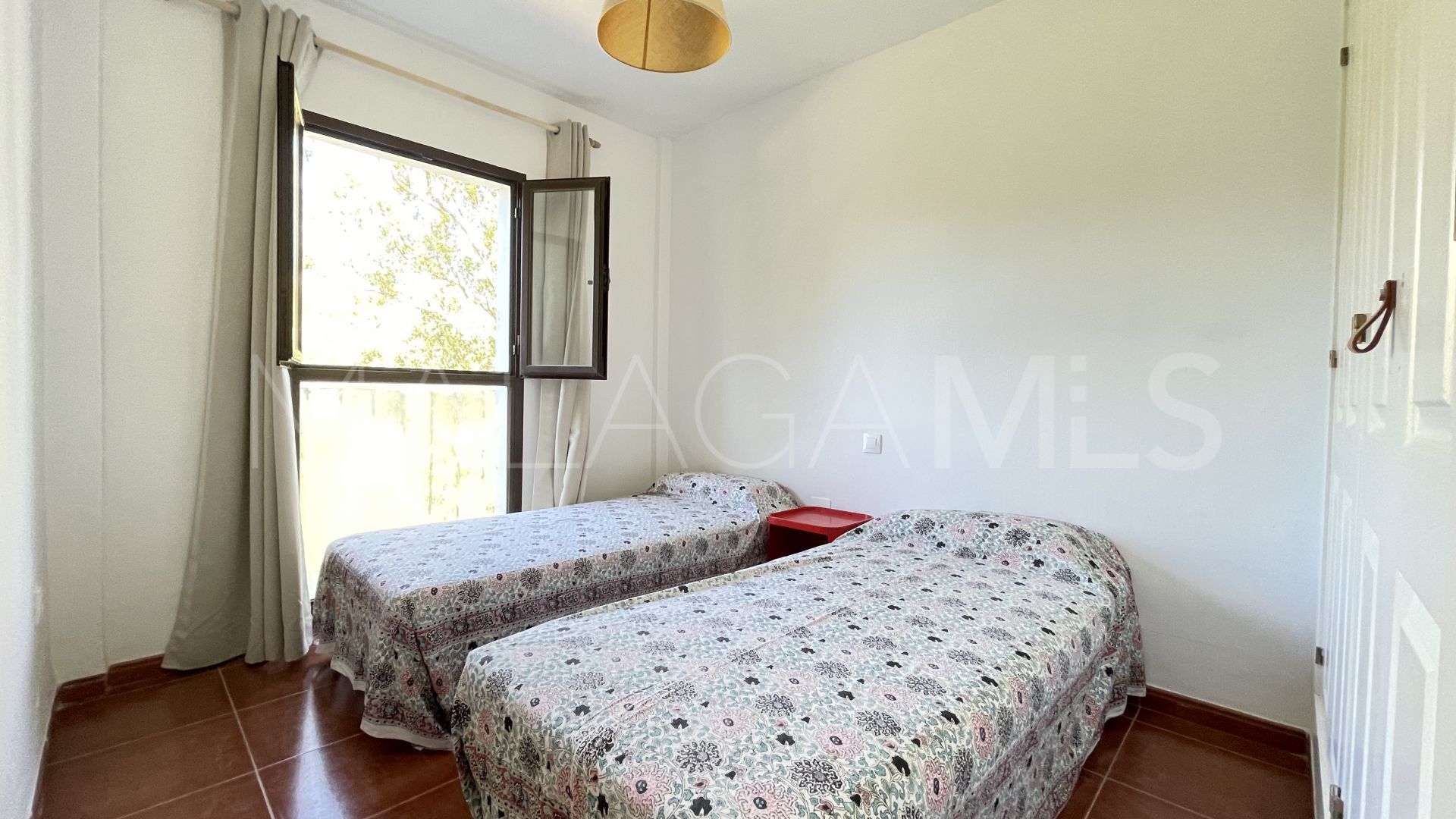 Casares Playa, adosado with 3 bedrooms for sale