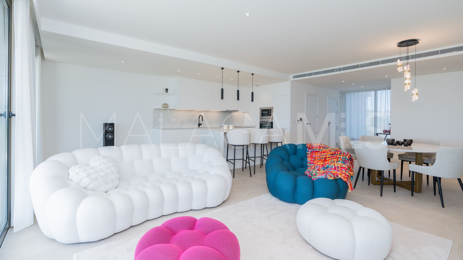 Erdgeschosswohnung for sale in Camarate Golf
