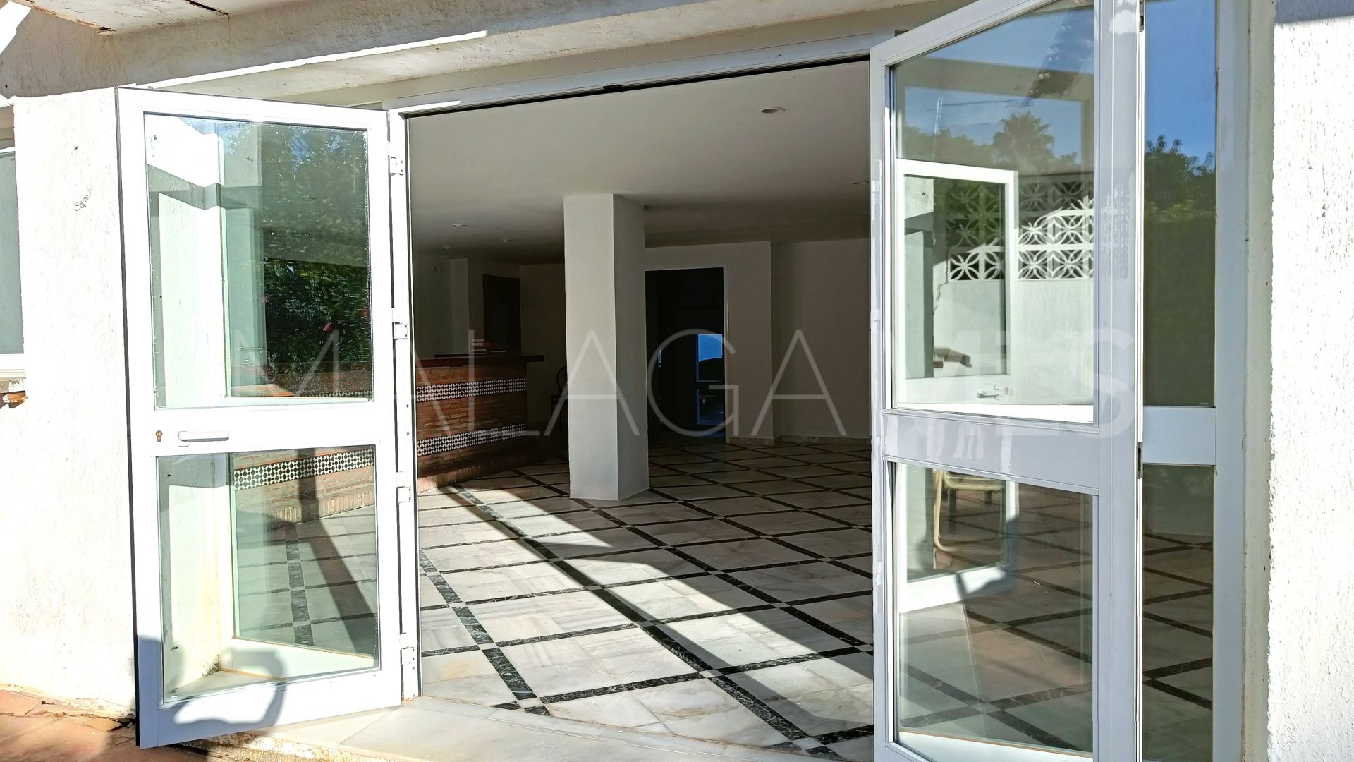 Geschäftsraum for sale in Bahia Dorada