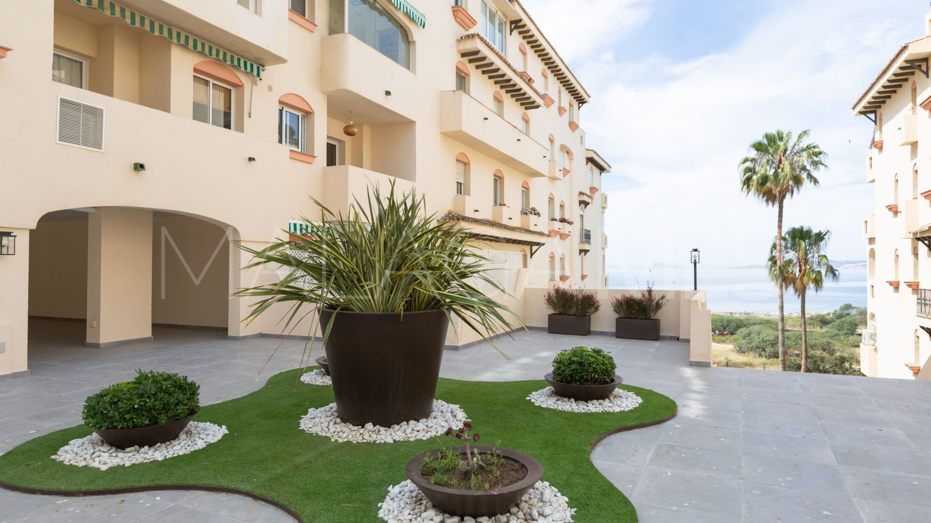 Studio for sale in Estepona Puerto