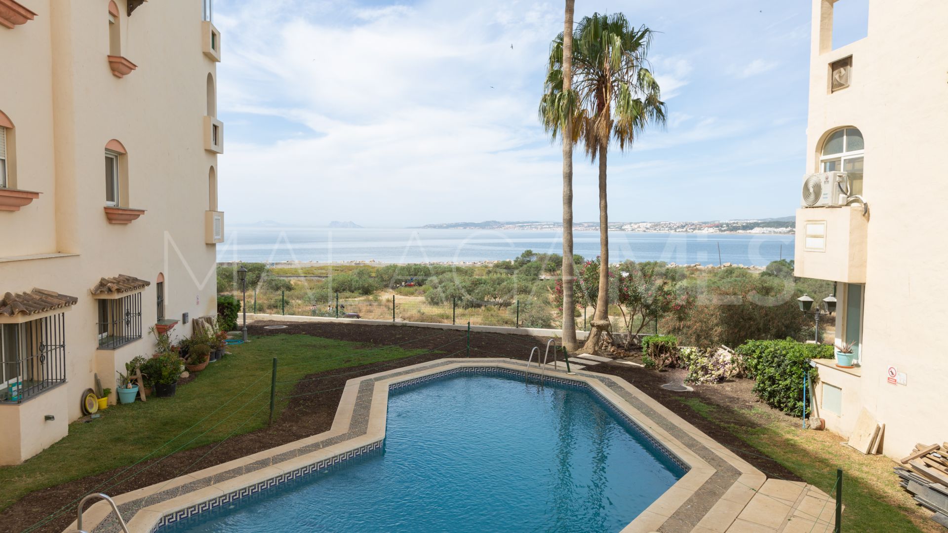 Studio for sale in Estepona Puerto